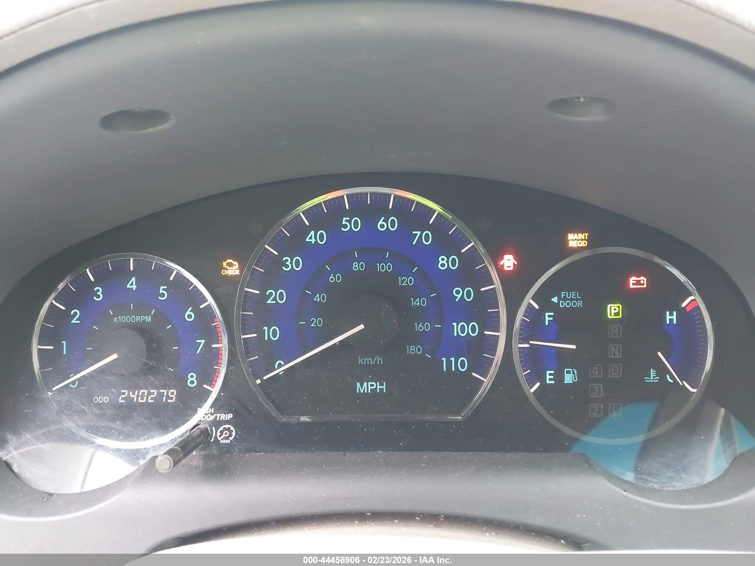 TOYOTA SIENNA image 7