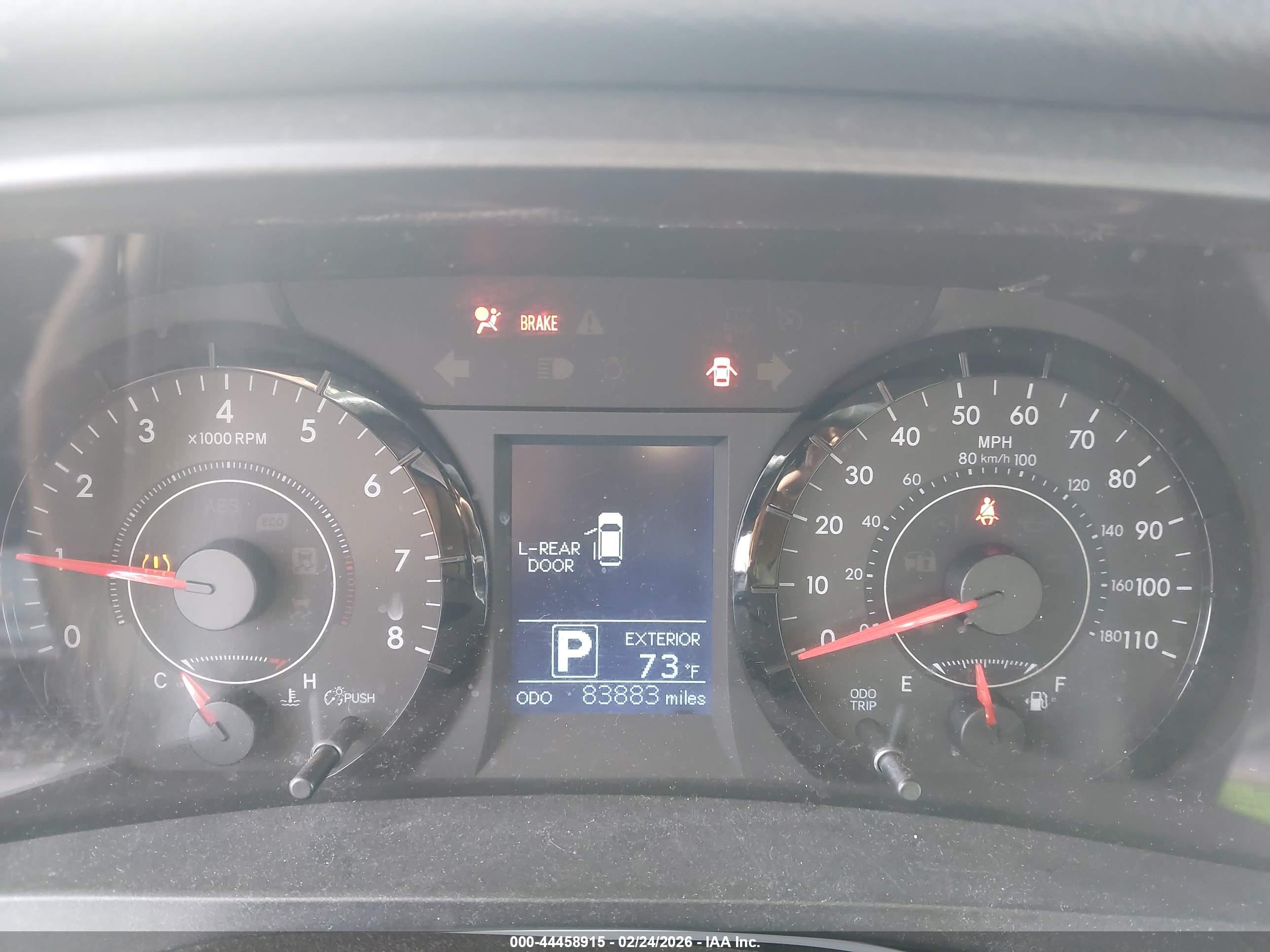 TOYOTA SIENNA image 7
