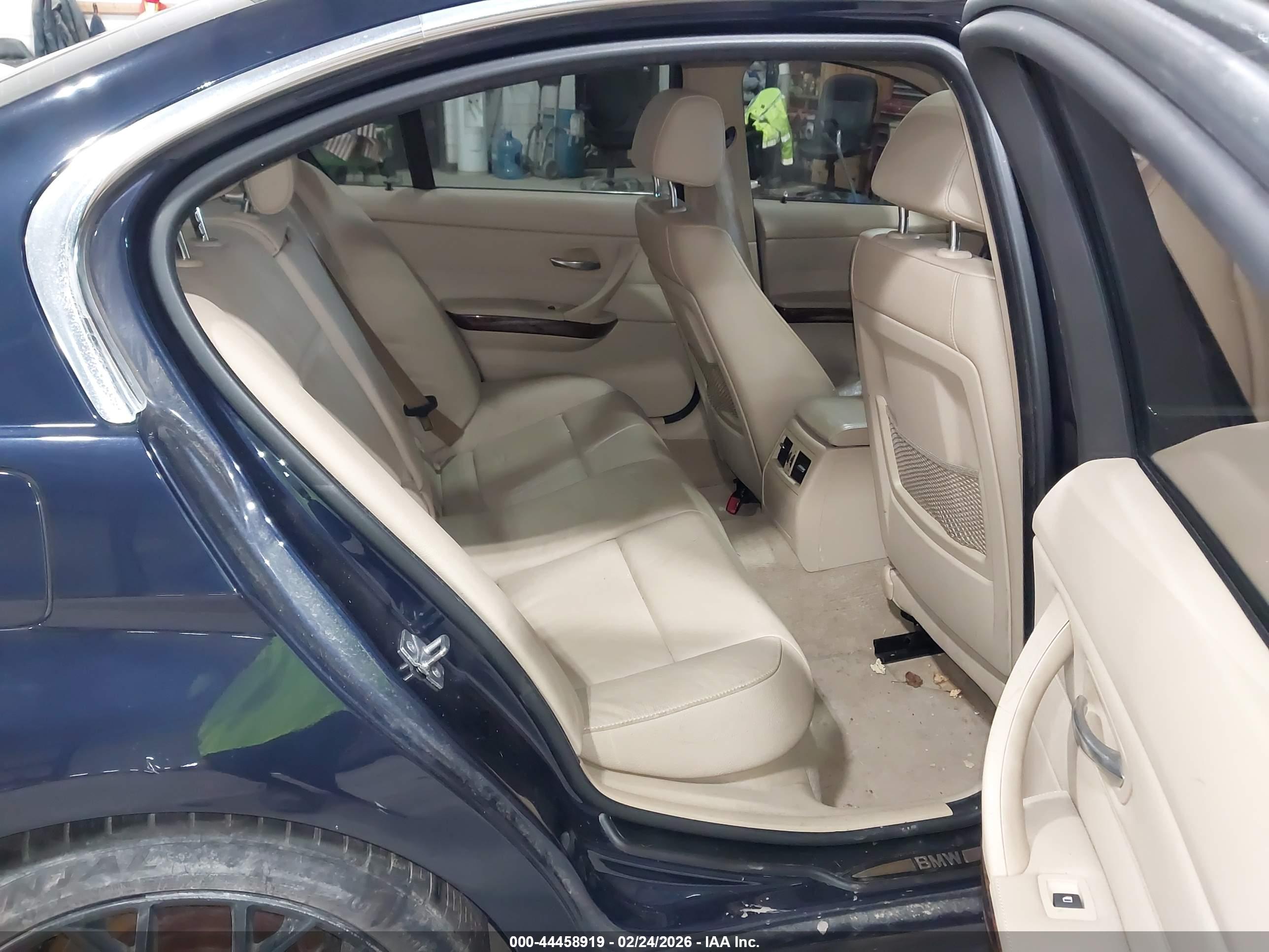 BMW 335I image 8
