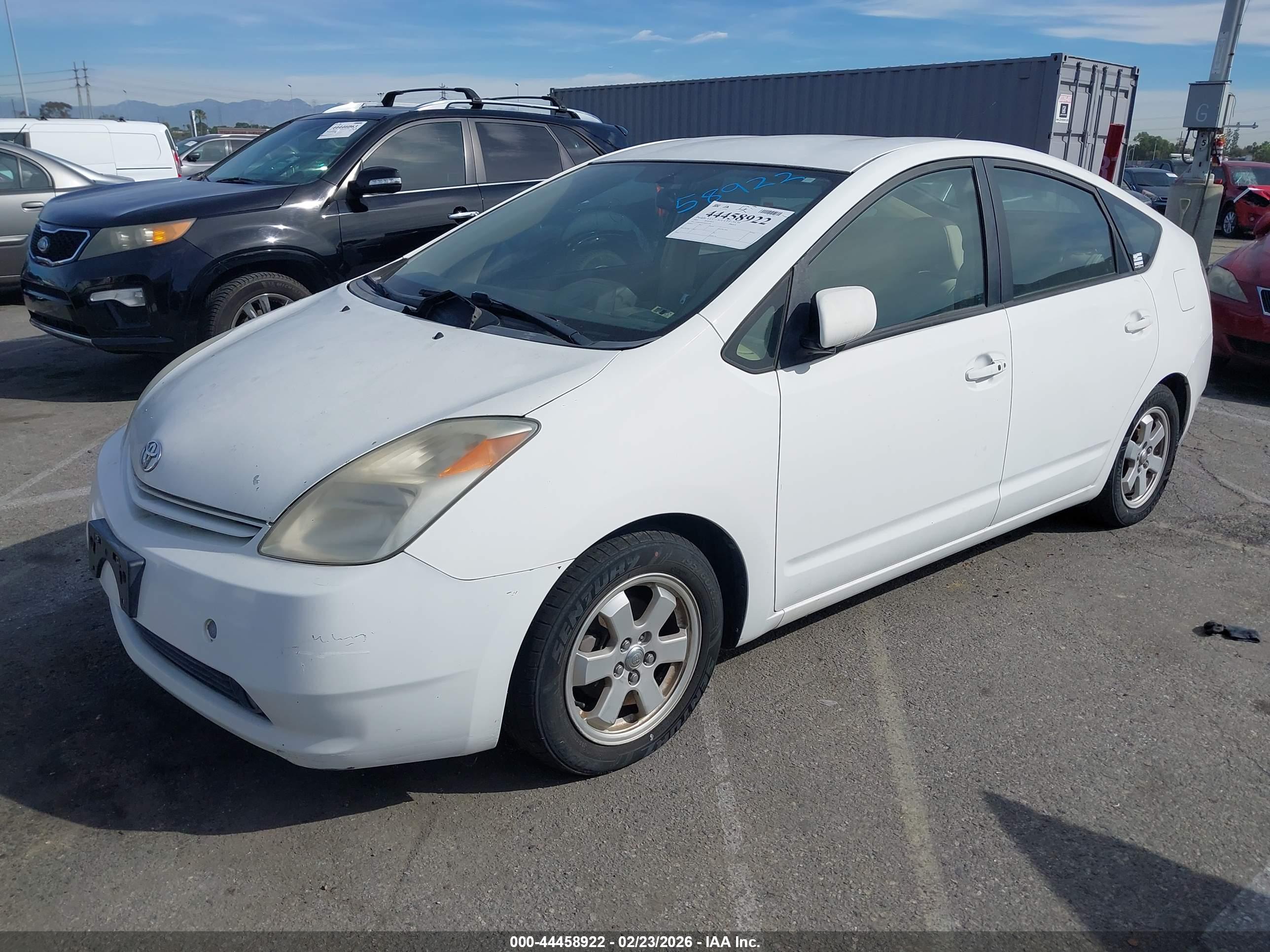 TOYOTA PRIUS image 2