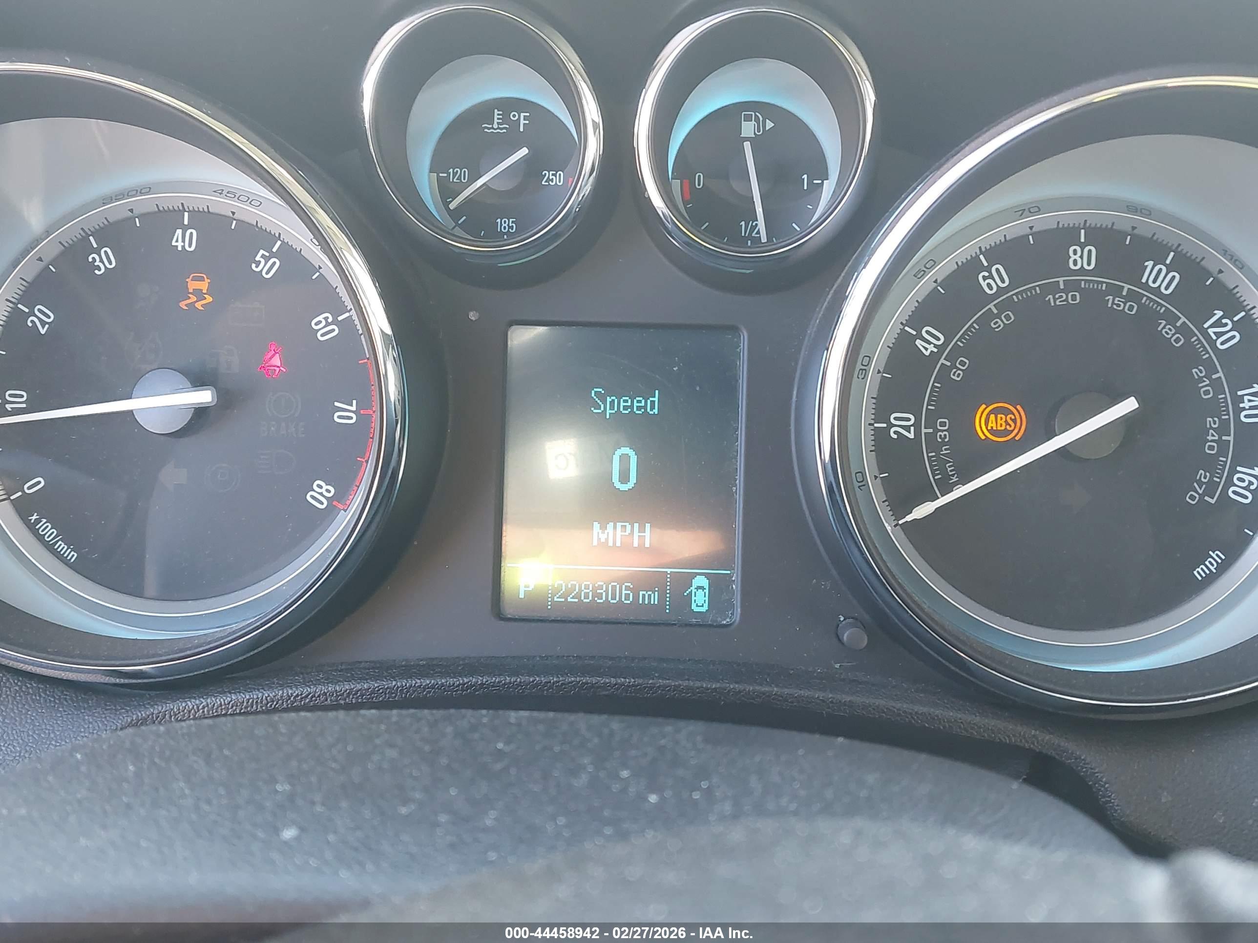 BUICK VERANO image 7