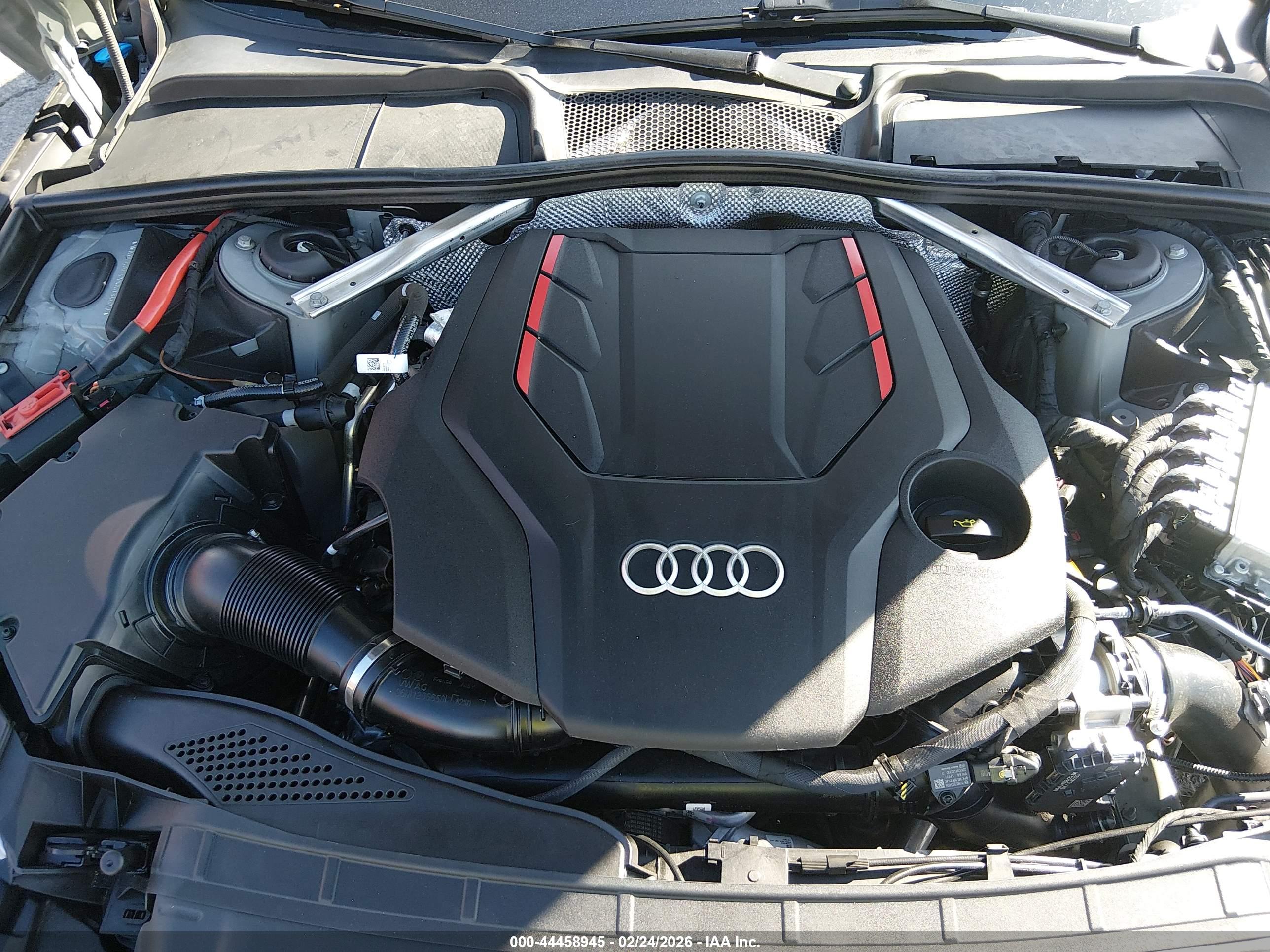 AUDI S4 image 10