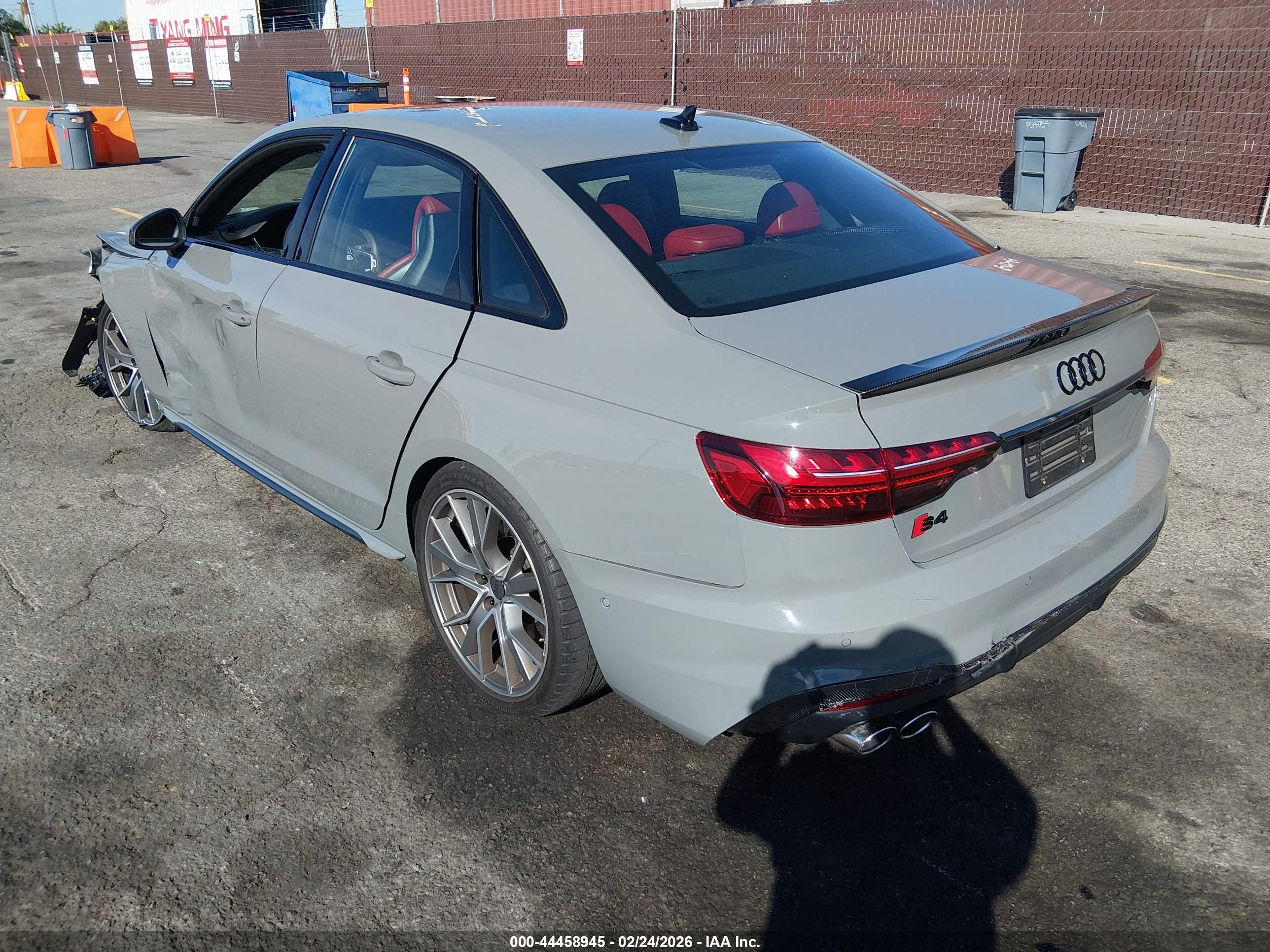 AUDI S4 image 3