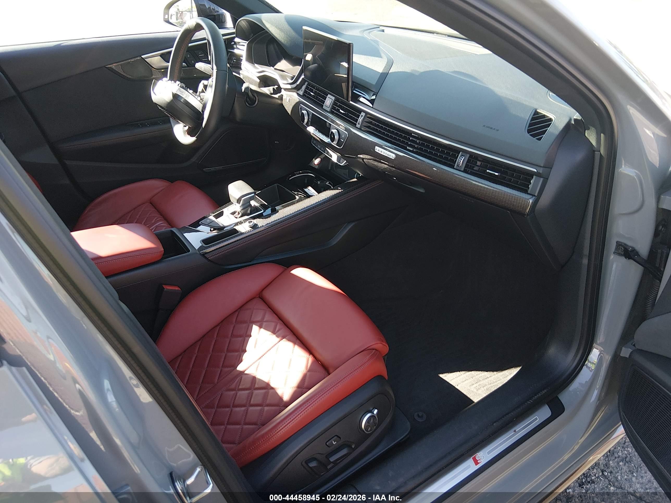 AUDI S4 image 5