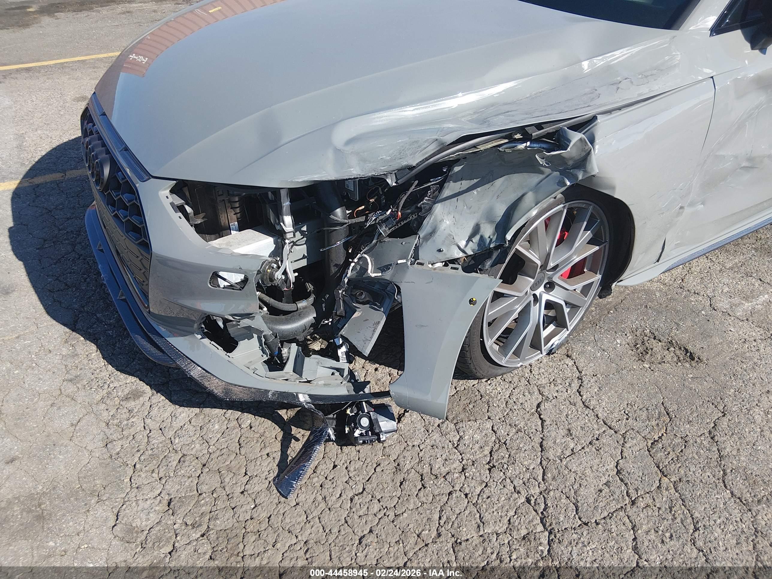 AUDI S4 image 6