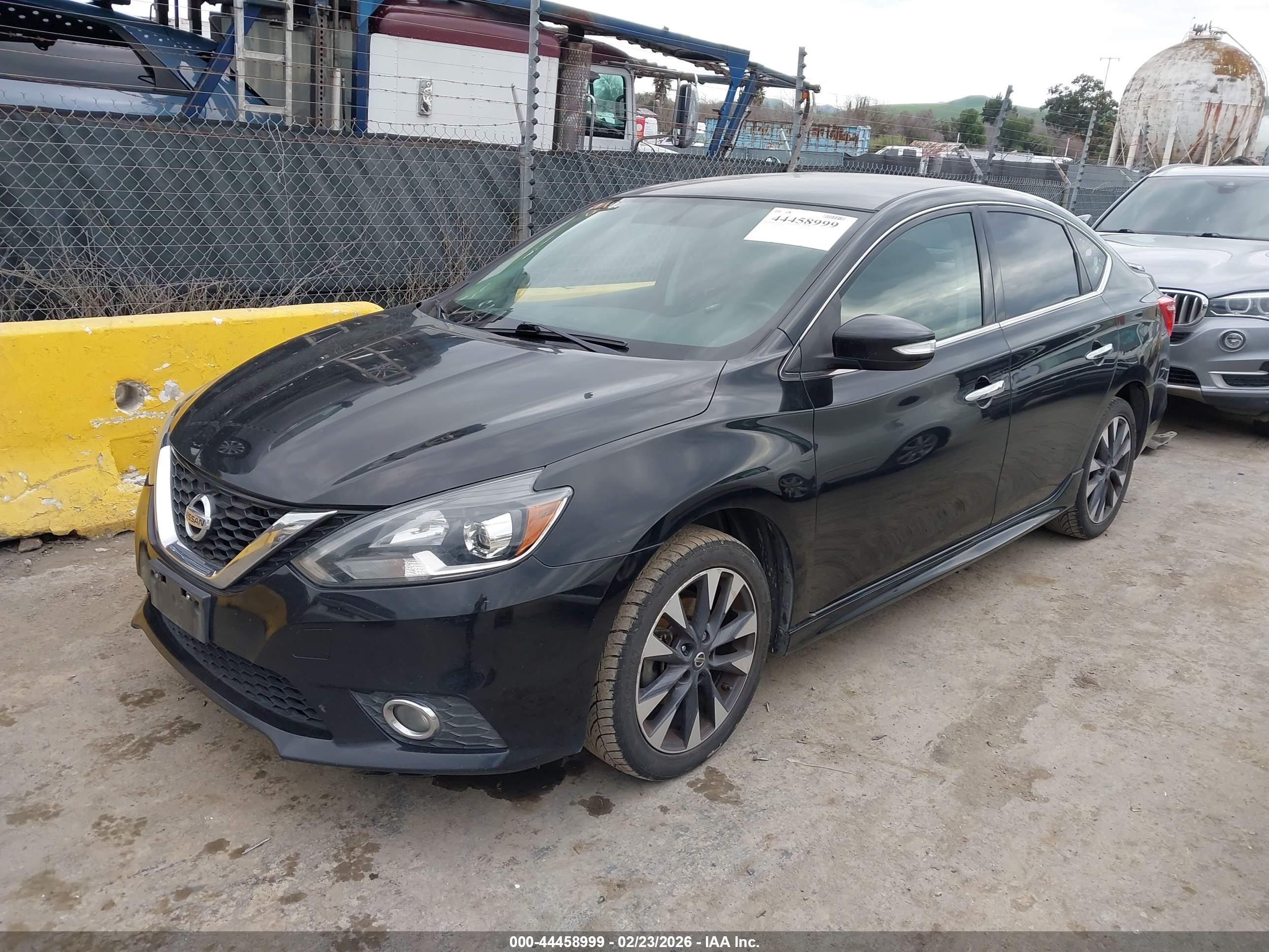 NISSAN SENTRA image 2
