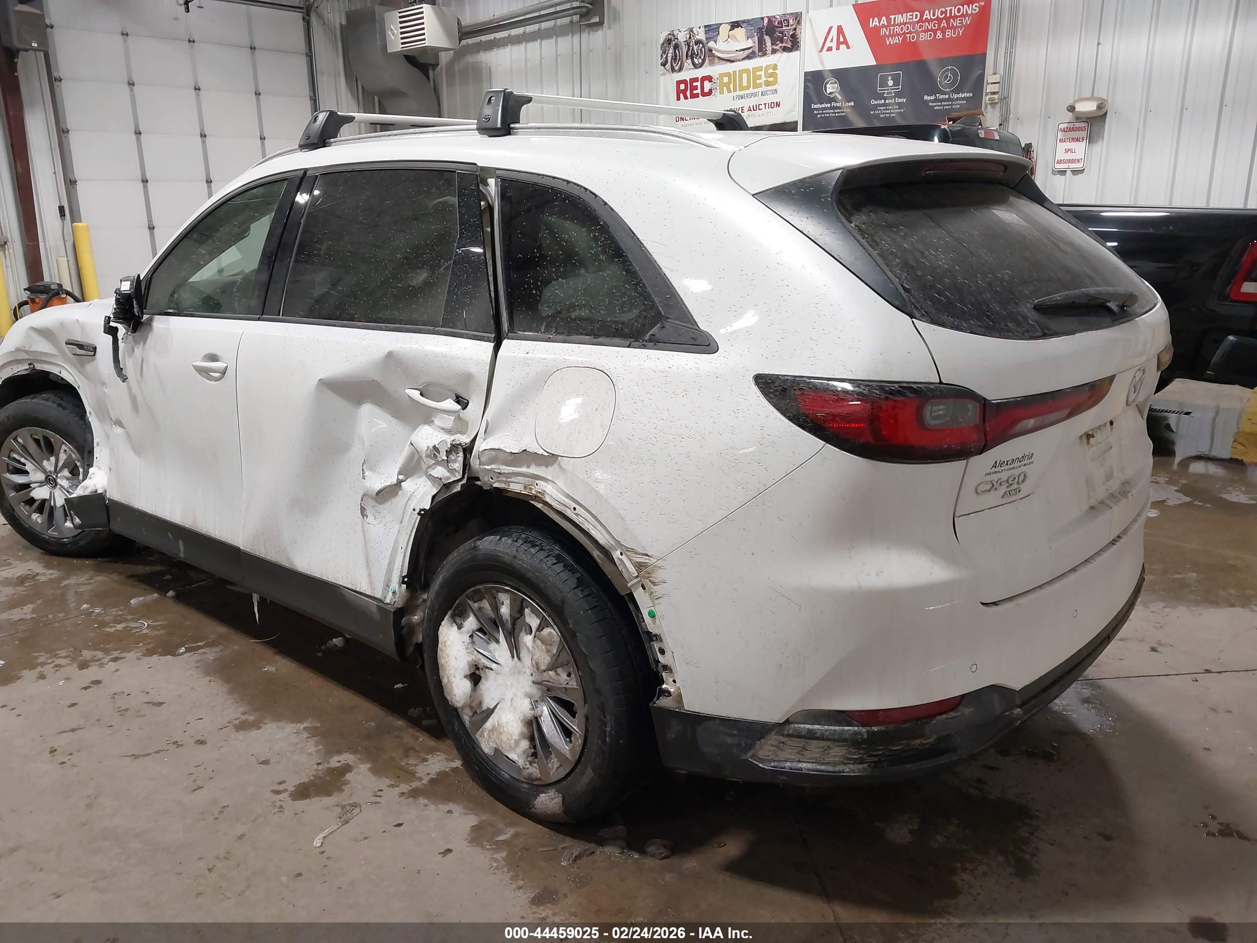 MAZDA CX-90 image 3