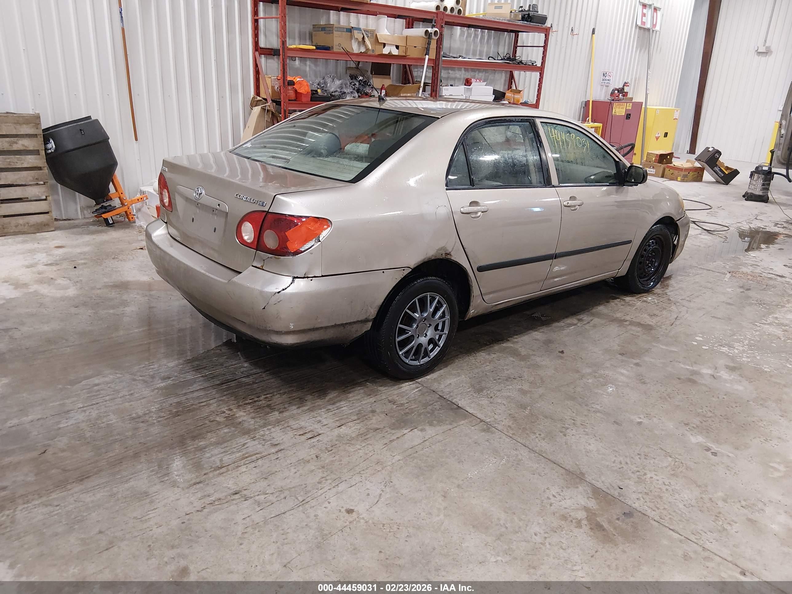 TOYOTA COROLLA image 4