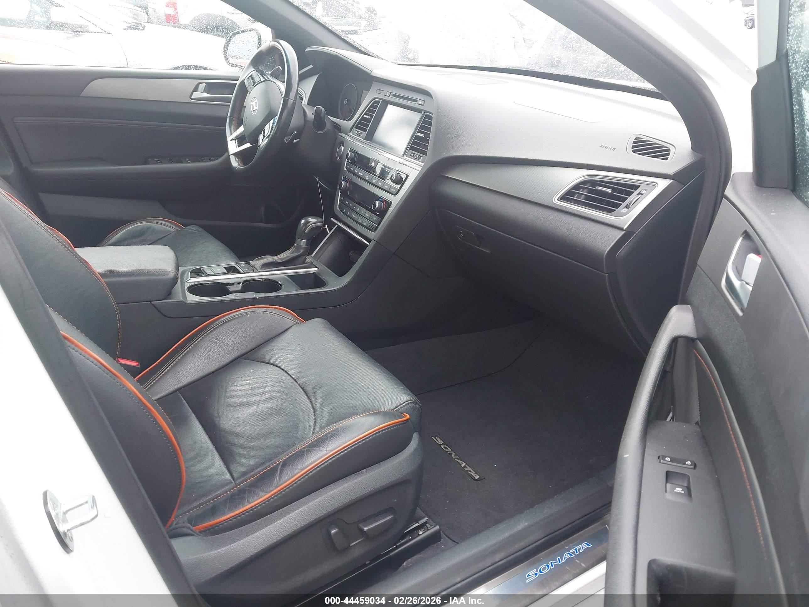 HYUNDAI SONATA image 5