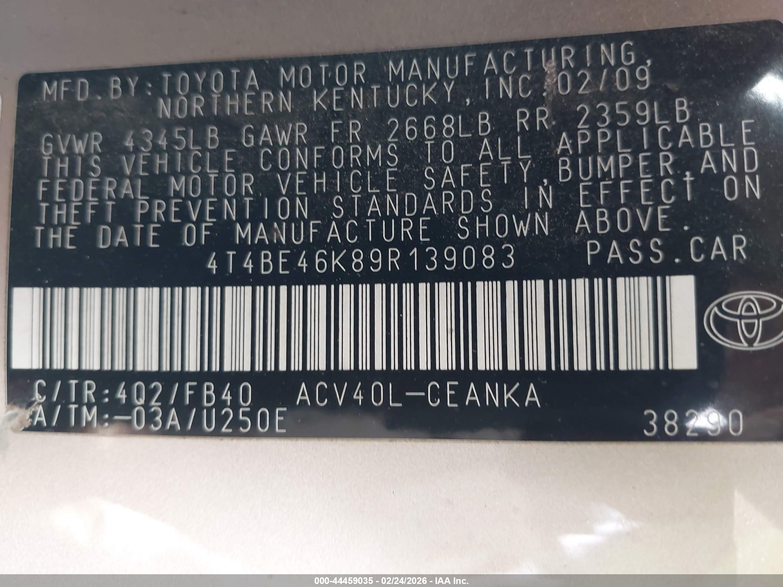 TOYOTA CAMRY image 9