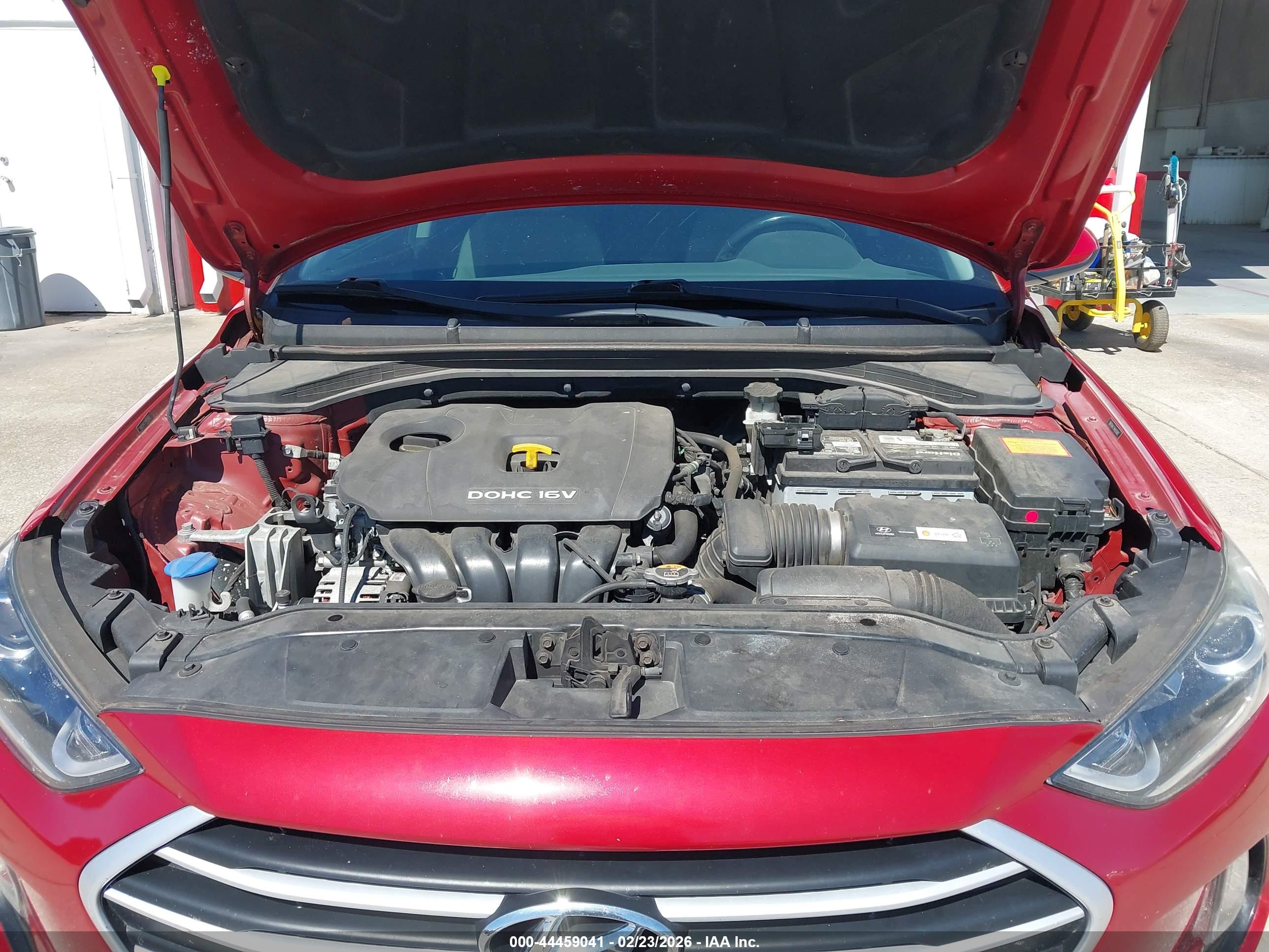 HYUNDAI ELANTRA image 10