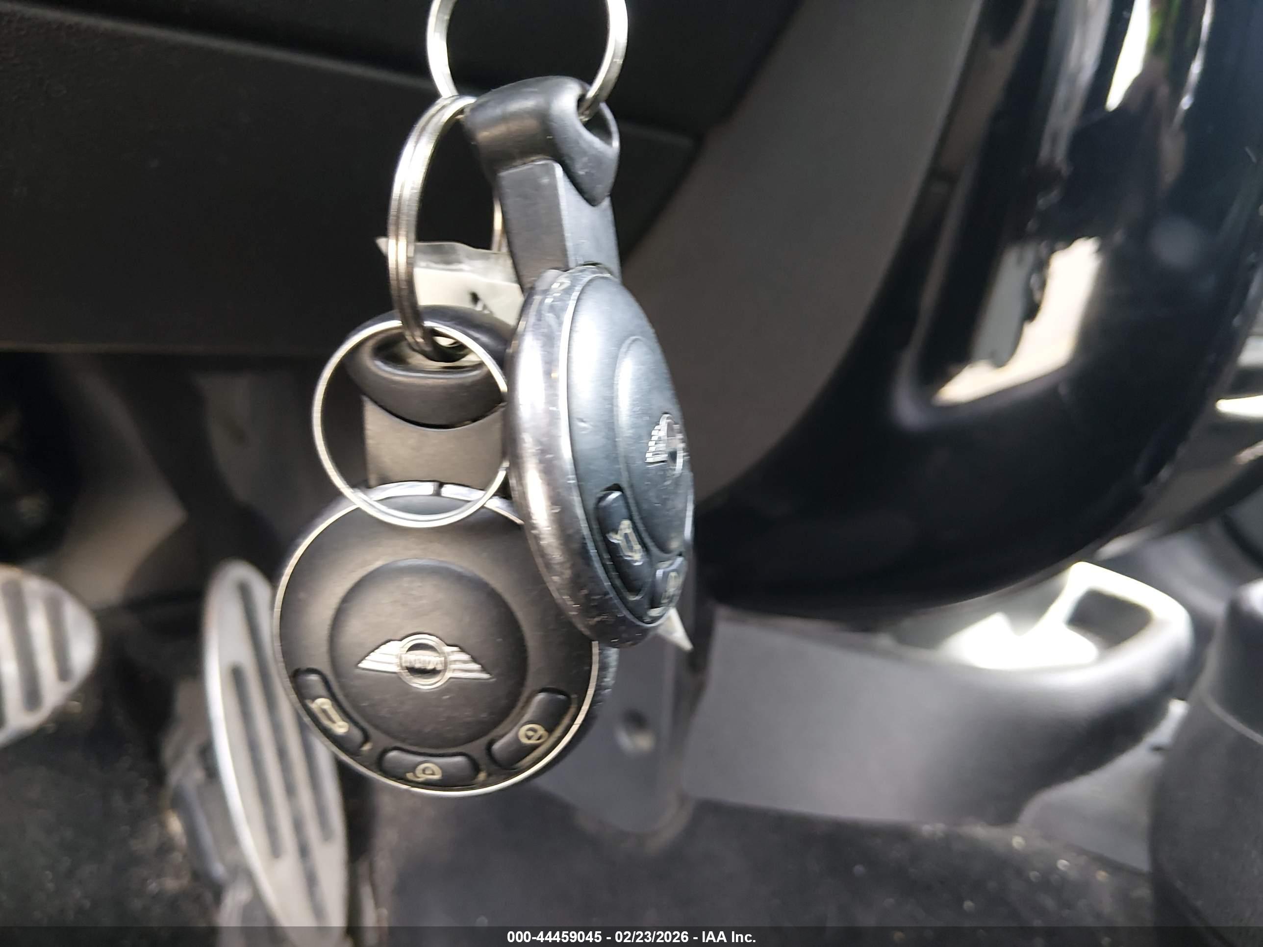 MINI COUNTRYMAN image 11