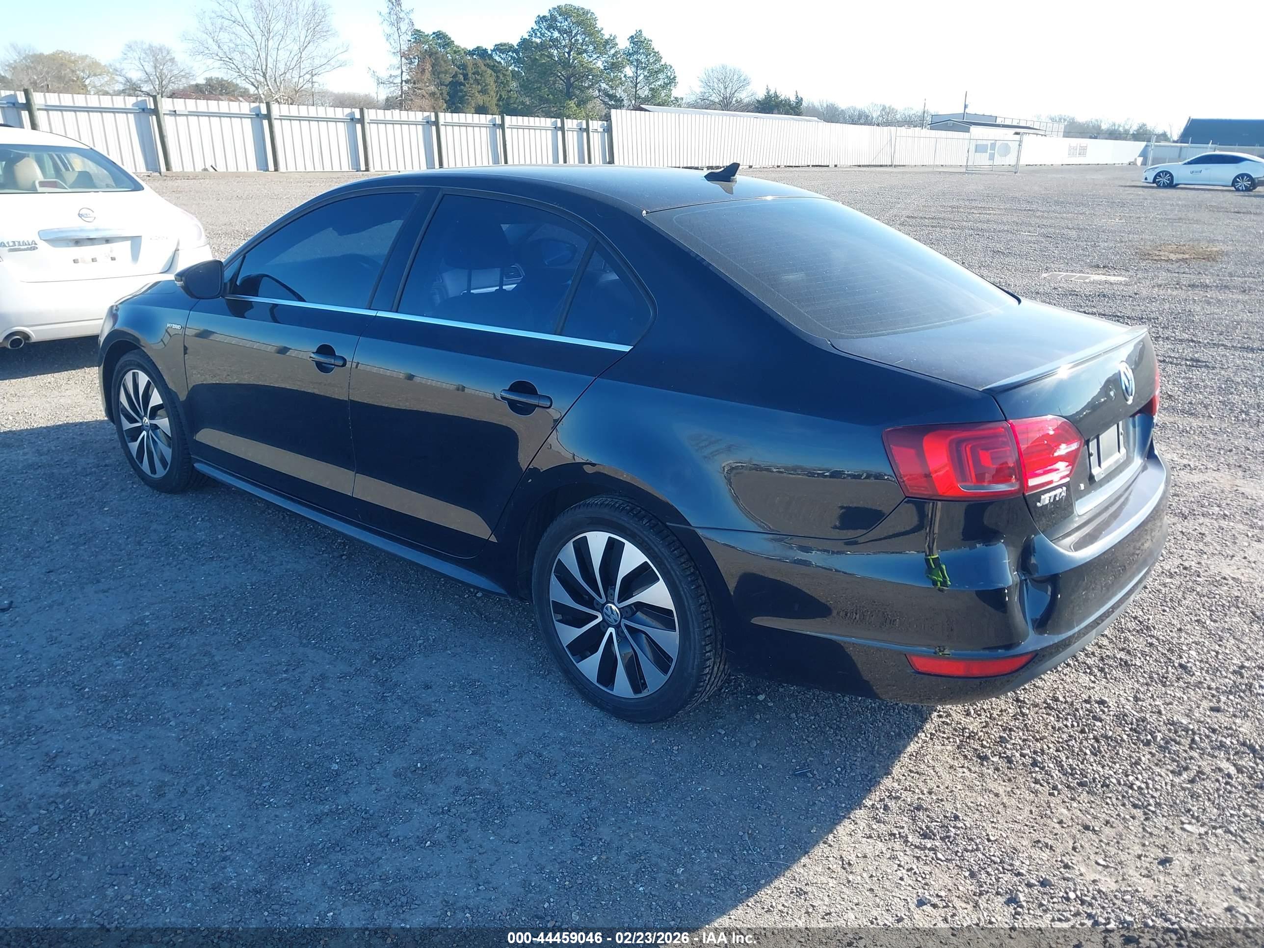 VOLKSWAGEN JETTA image 3