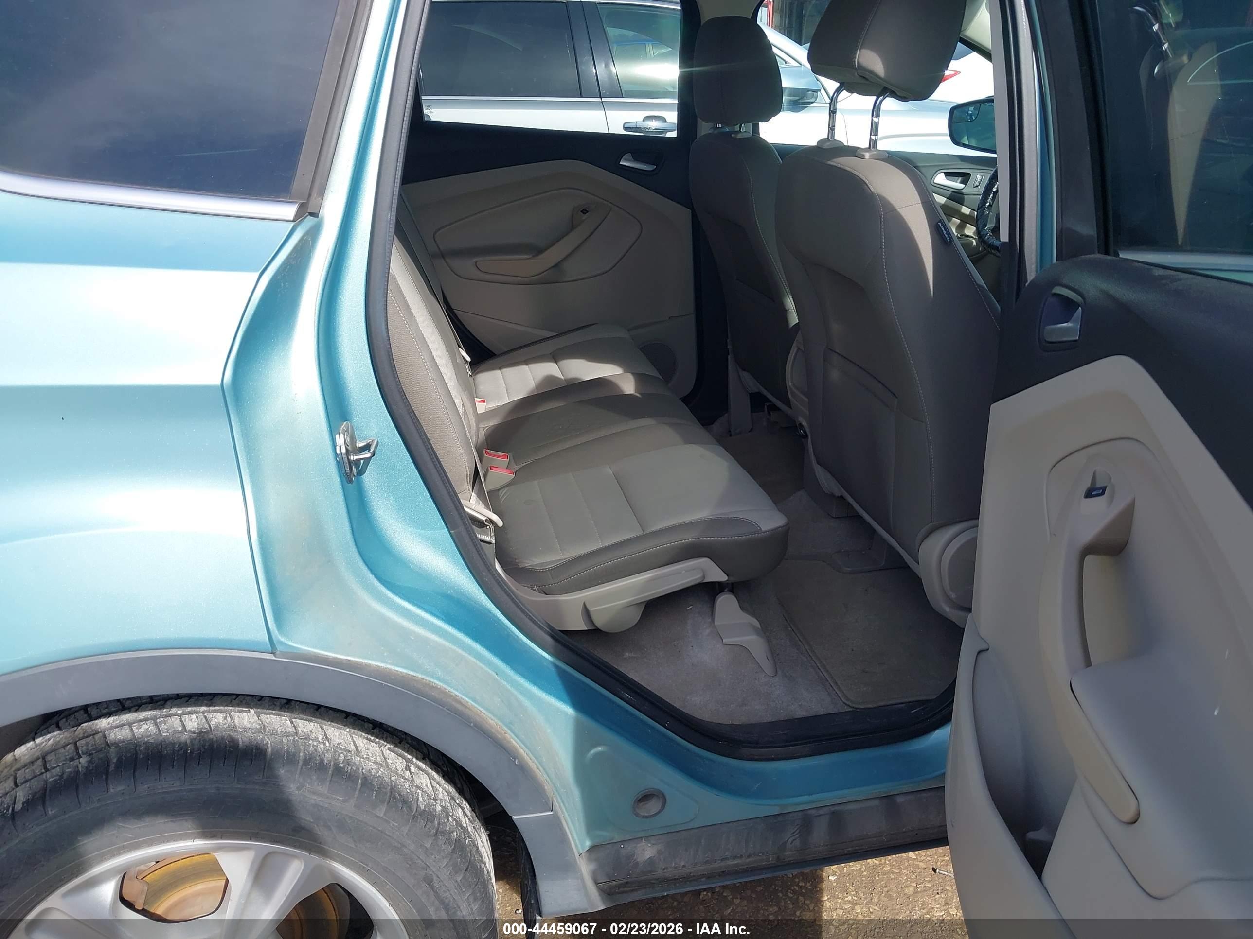 FORD ESCAPE image 8