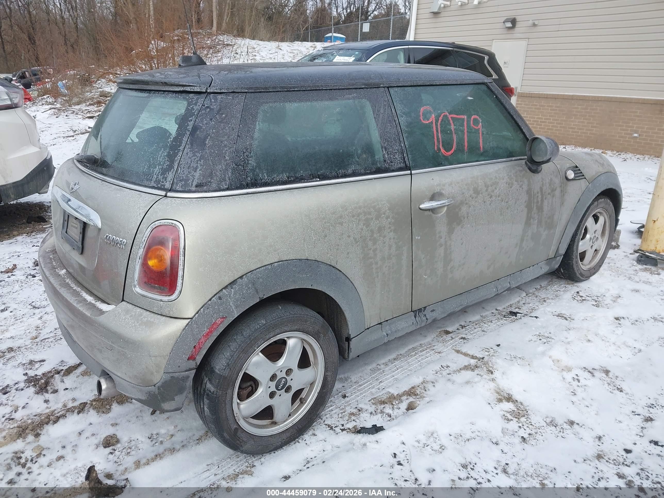 MINI COOPER image 4