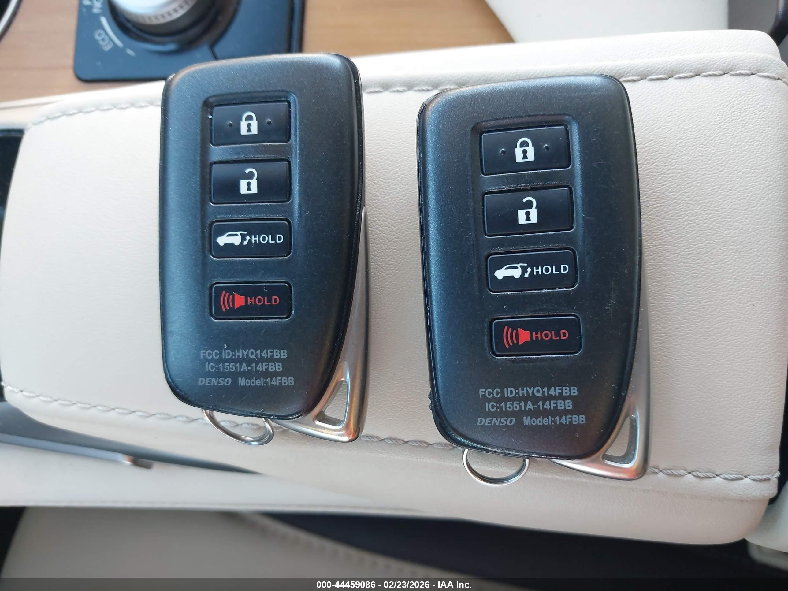 LEXUS RX image 11