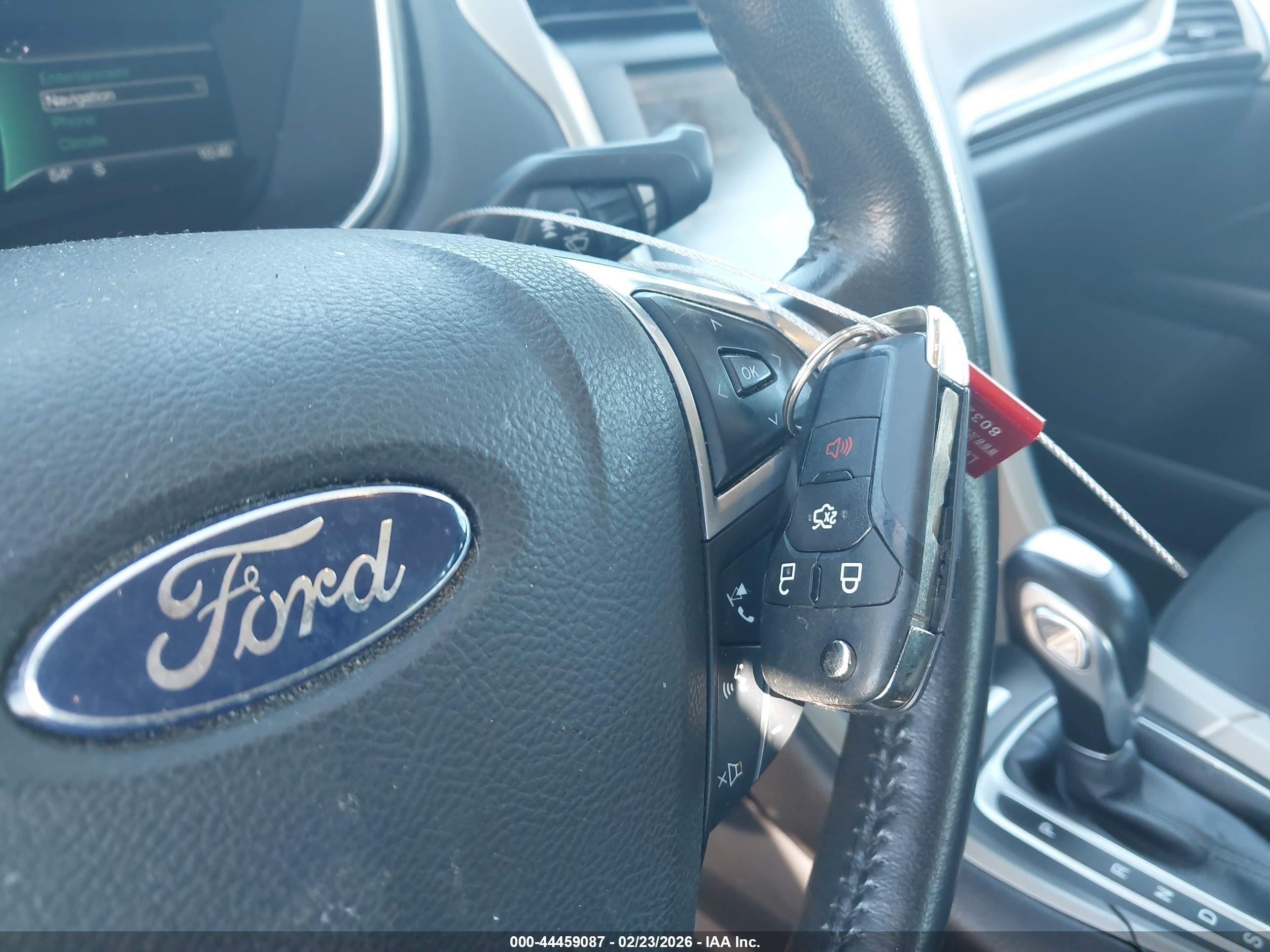 FORD FUSION image 11