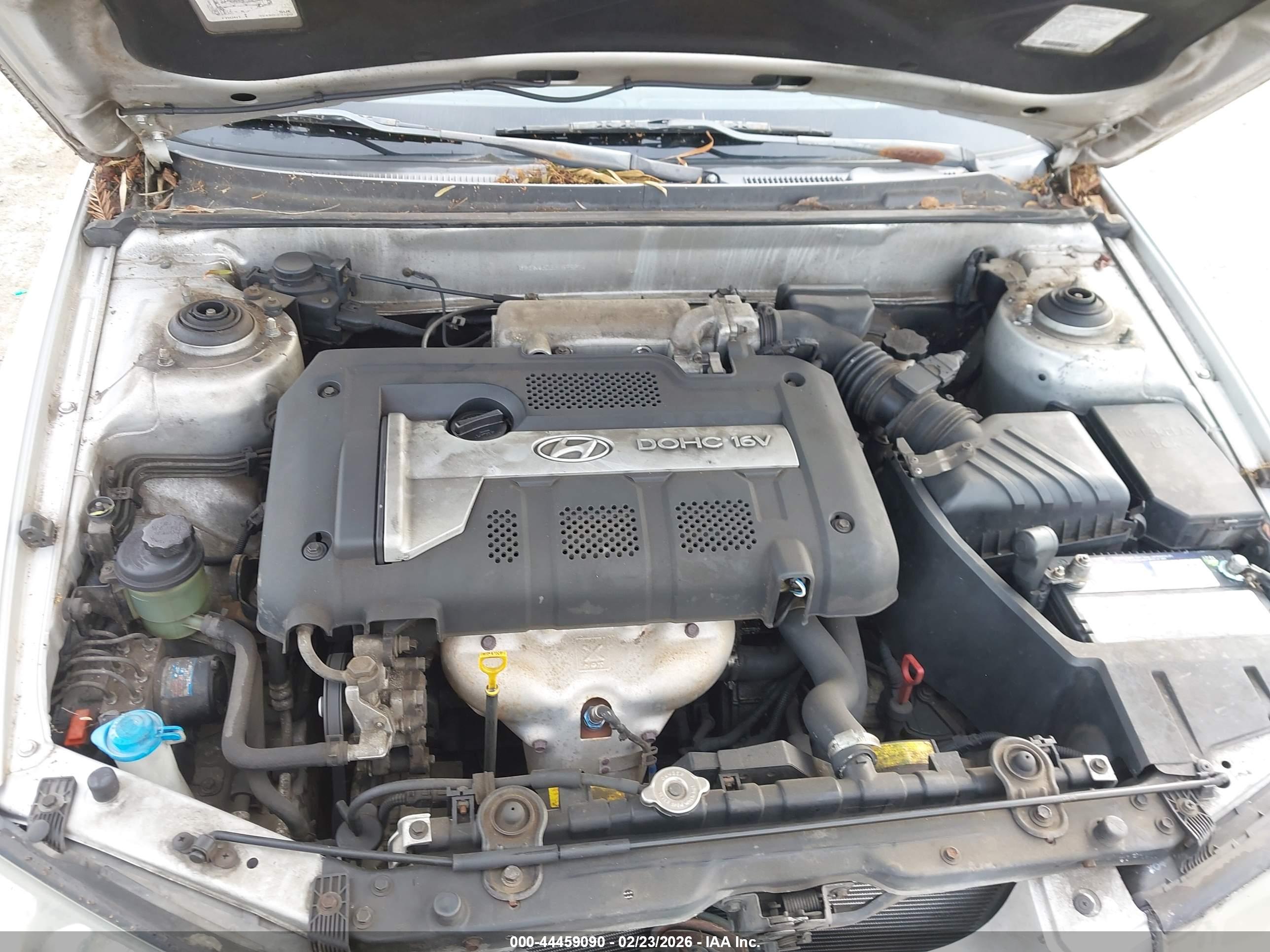 HYUNDAI ELANTRA image 10