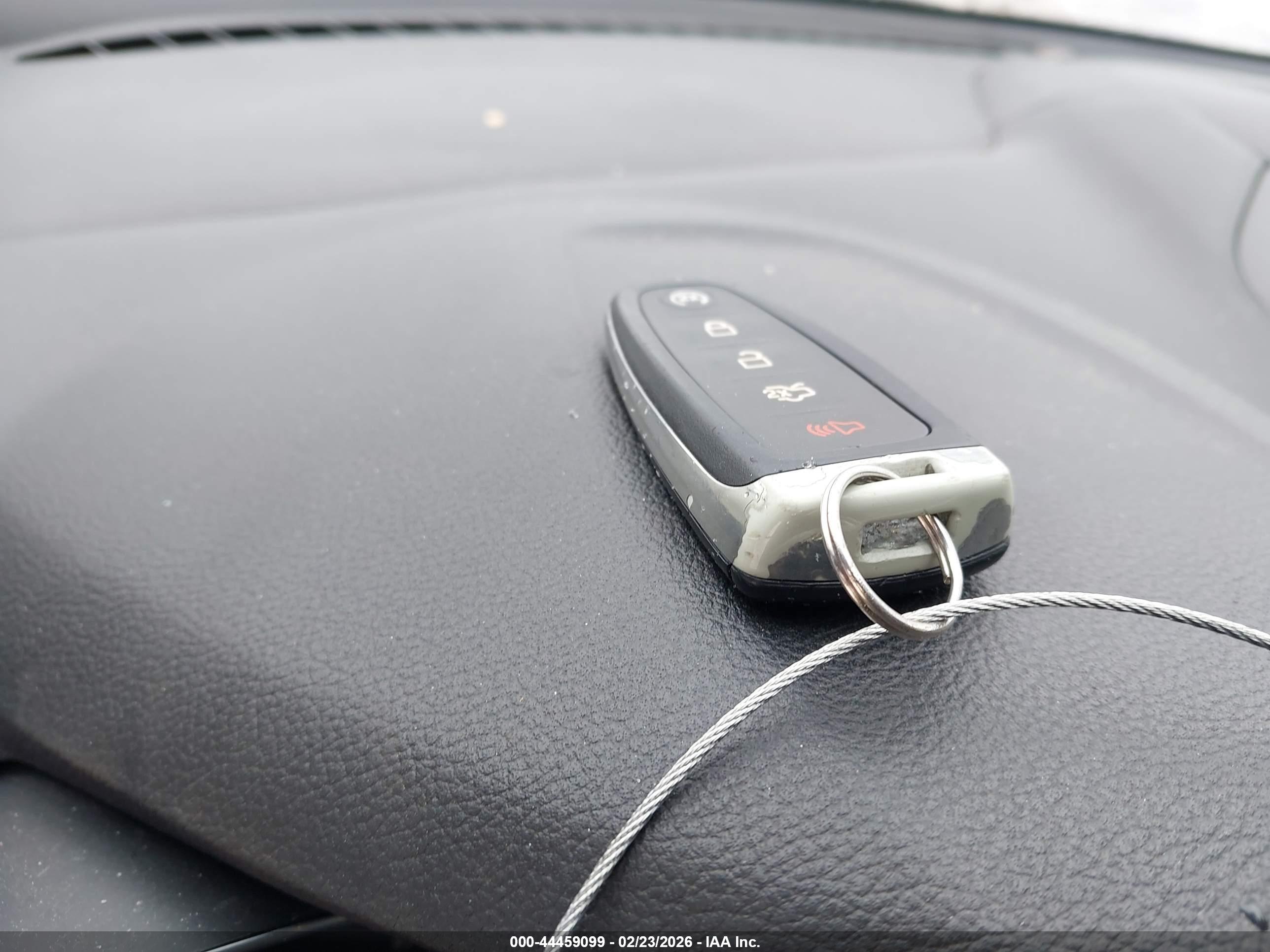 FORD ESCAPE image 11