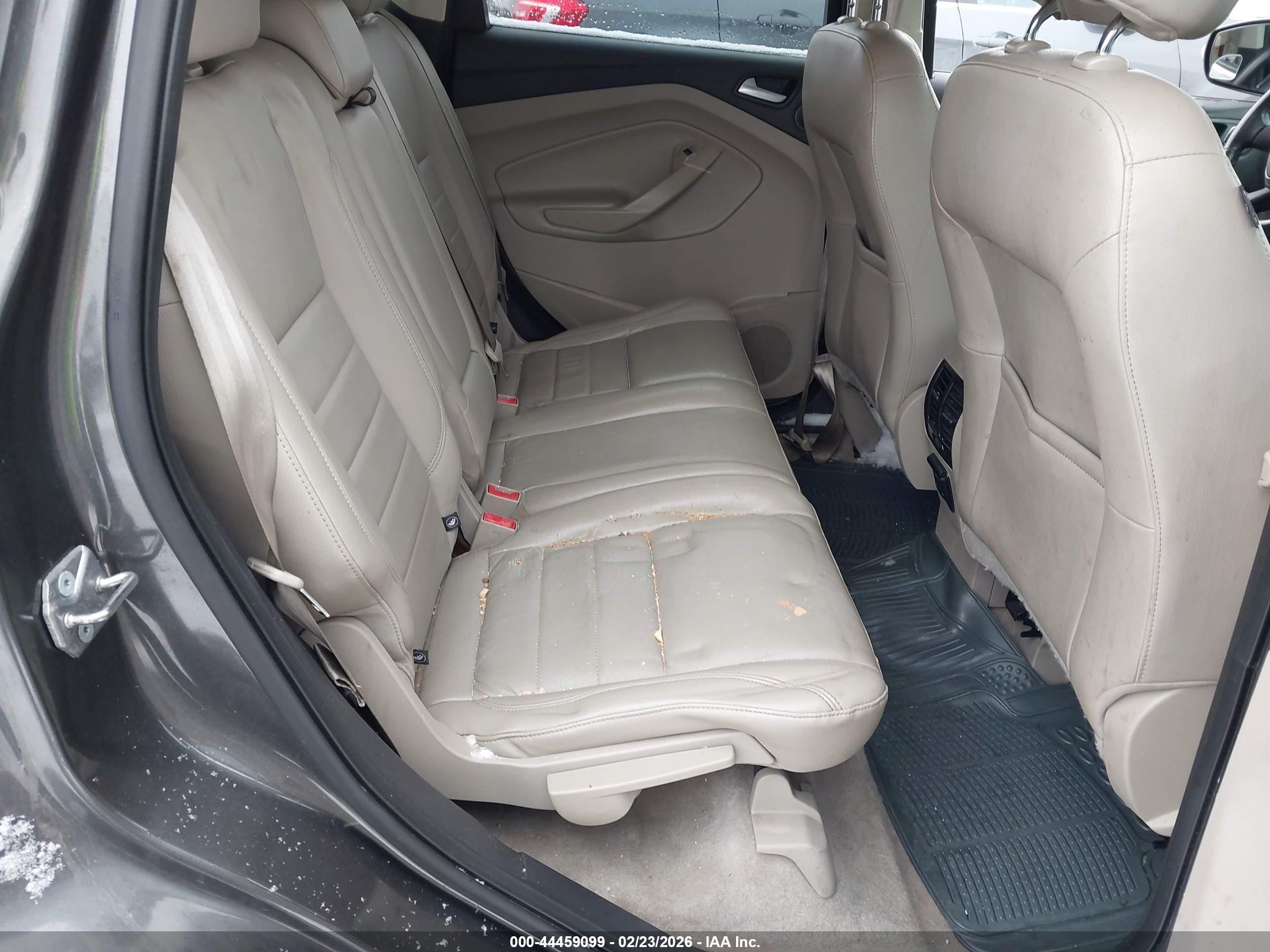 FORD ESCAPE image 8