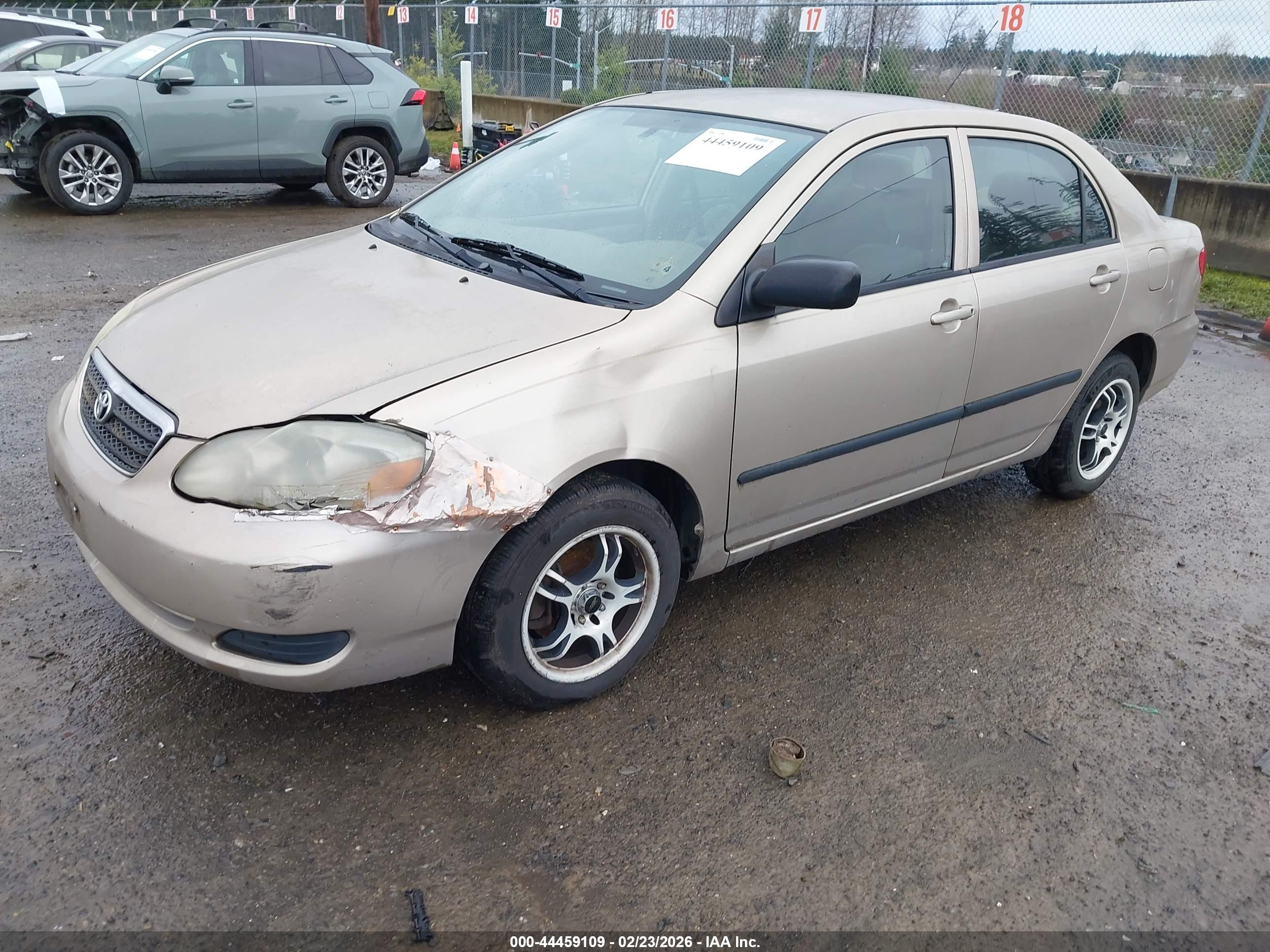 TOYOTA COROLLA image 2