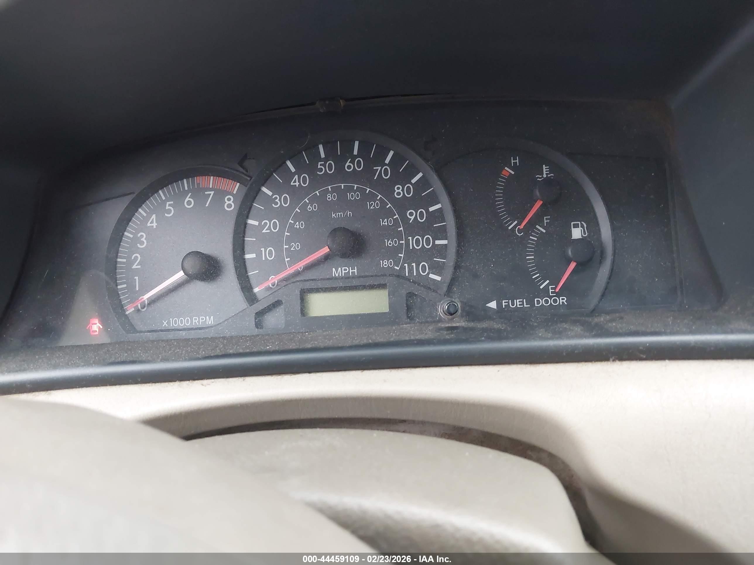 TOYOTA COROLLA image 7