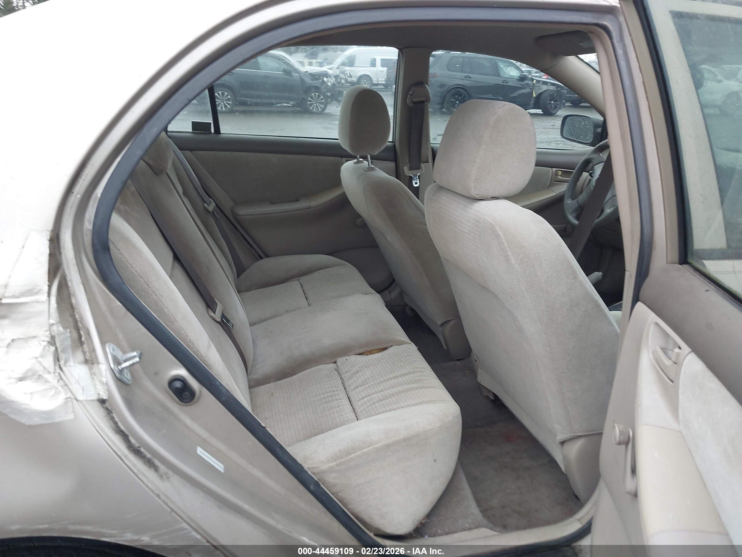 TOYOTA COROLLA image 8