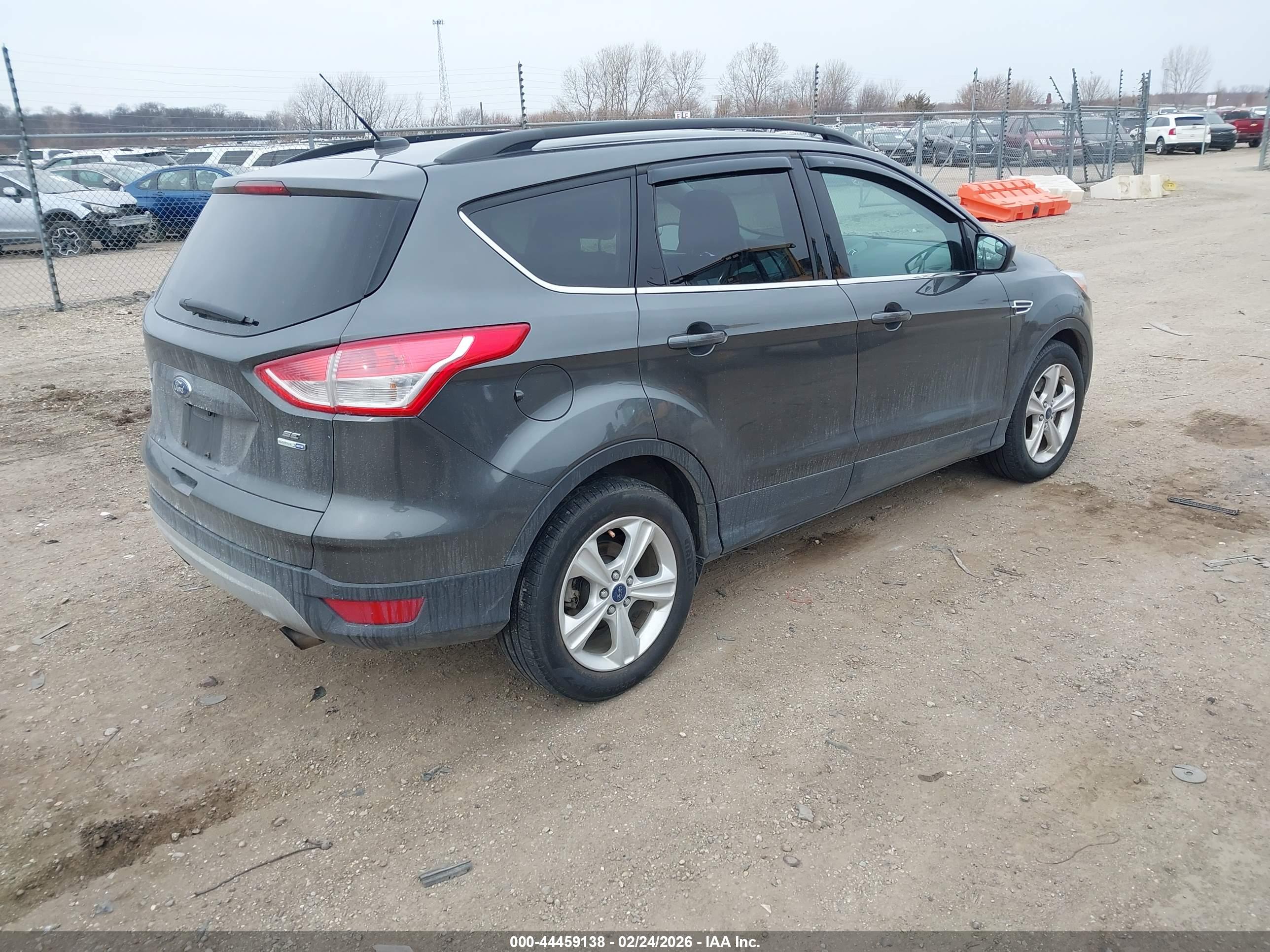 FORD ESCAPE image 4