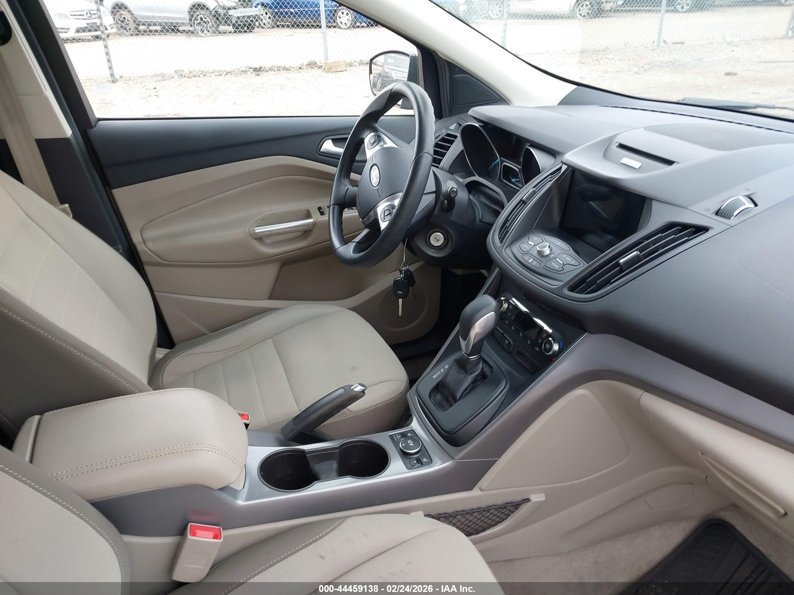 FORD ESCAPE image 5
