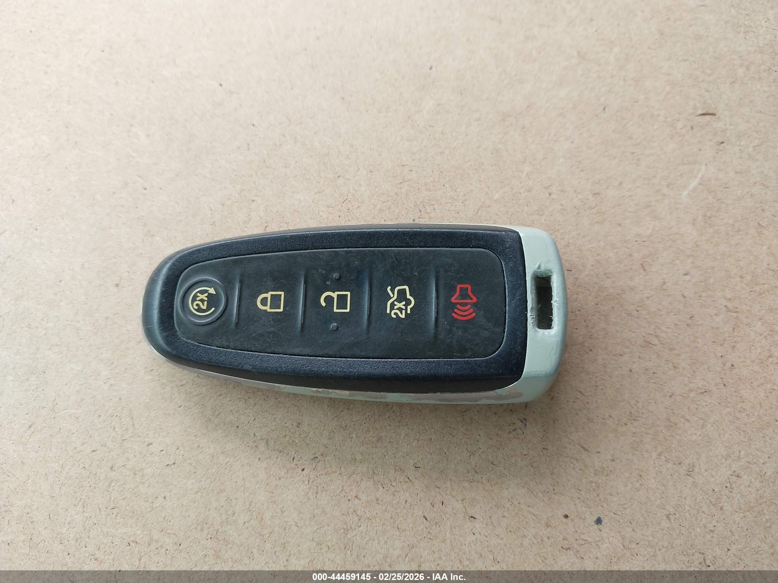 FORD ESCAPE image 11
