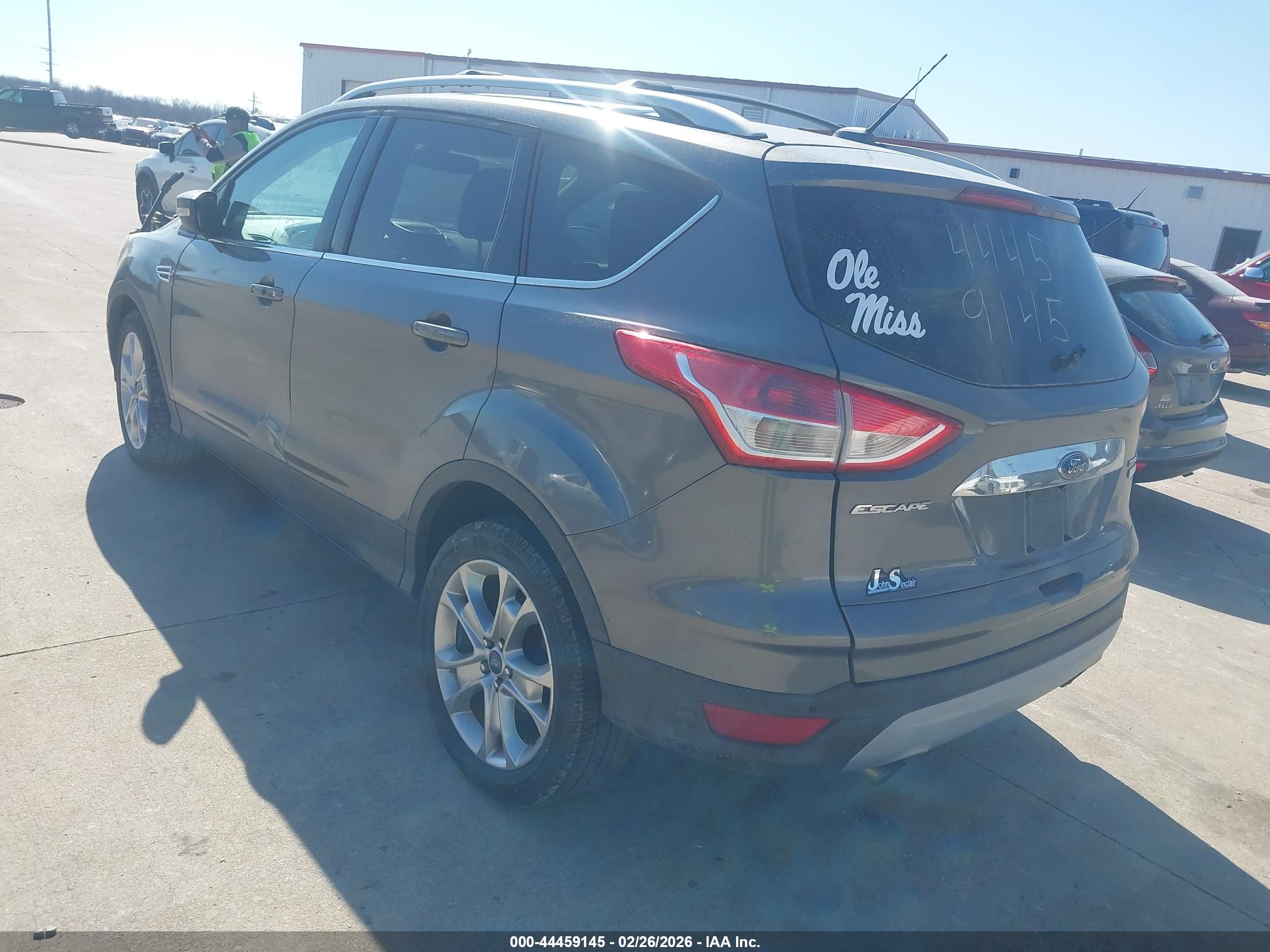 FORD ESCAPE image 3