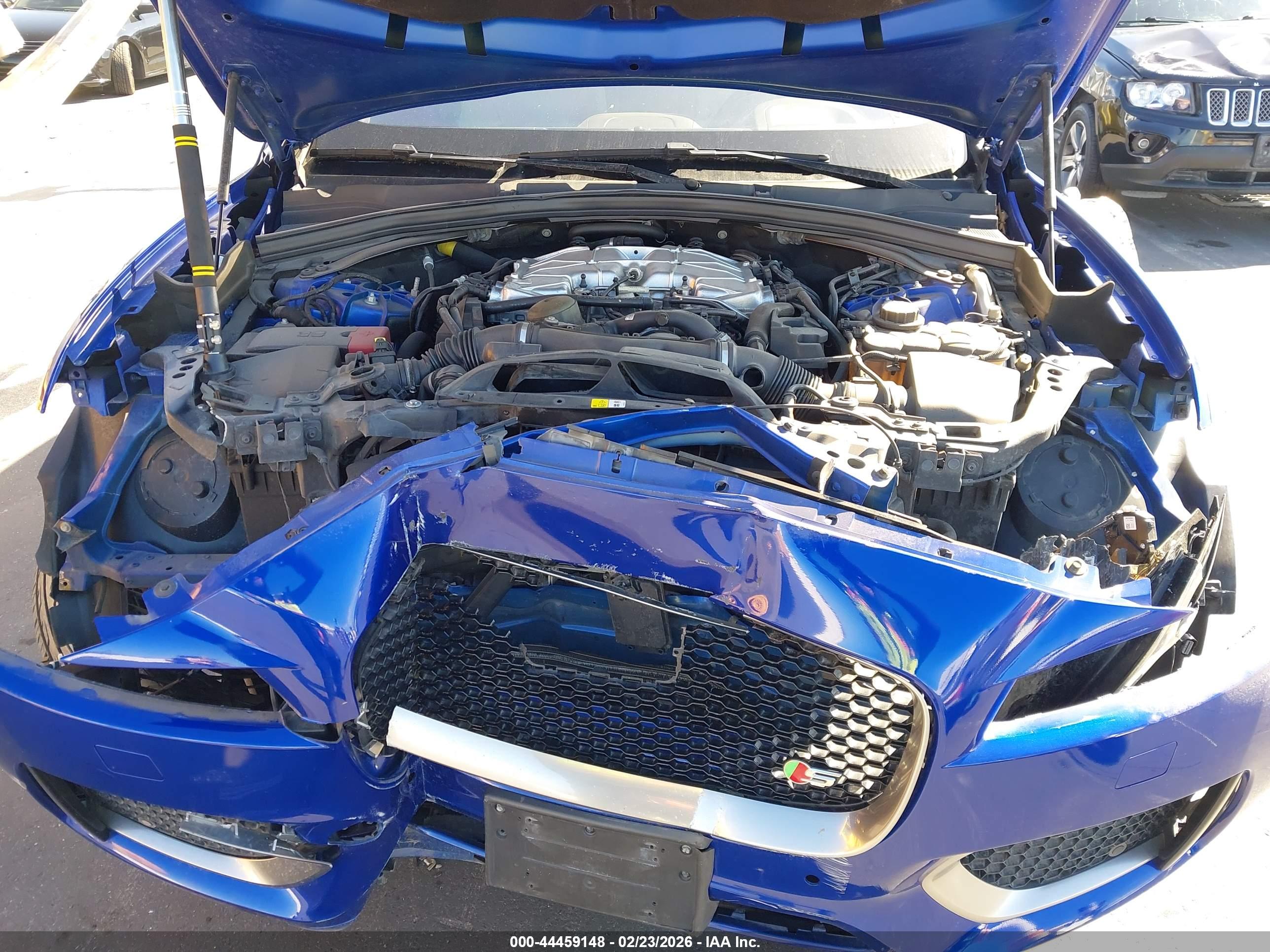 JAGUAR F-PACE image 10