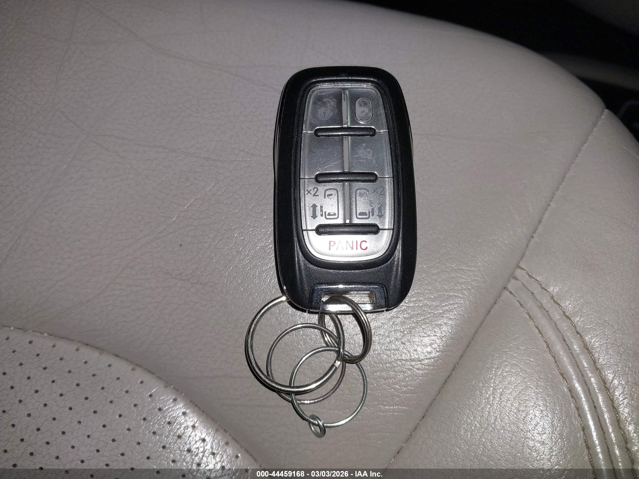 CHRYSLER PACIFICA image 11