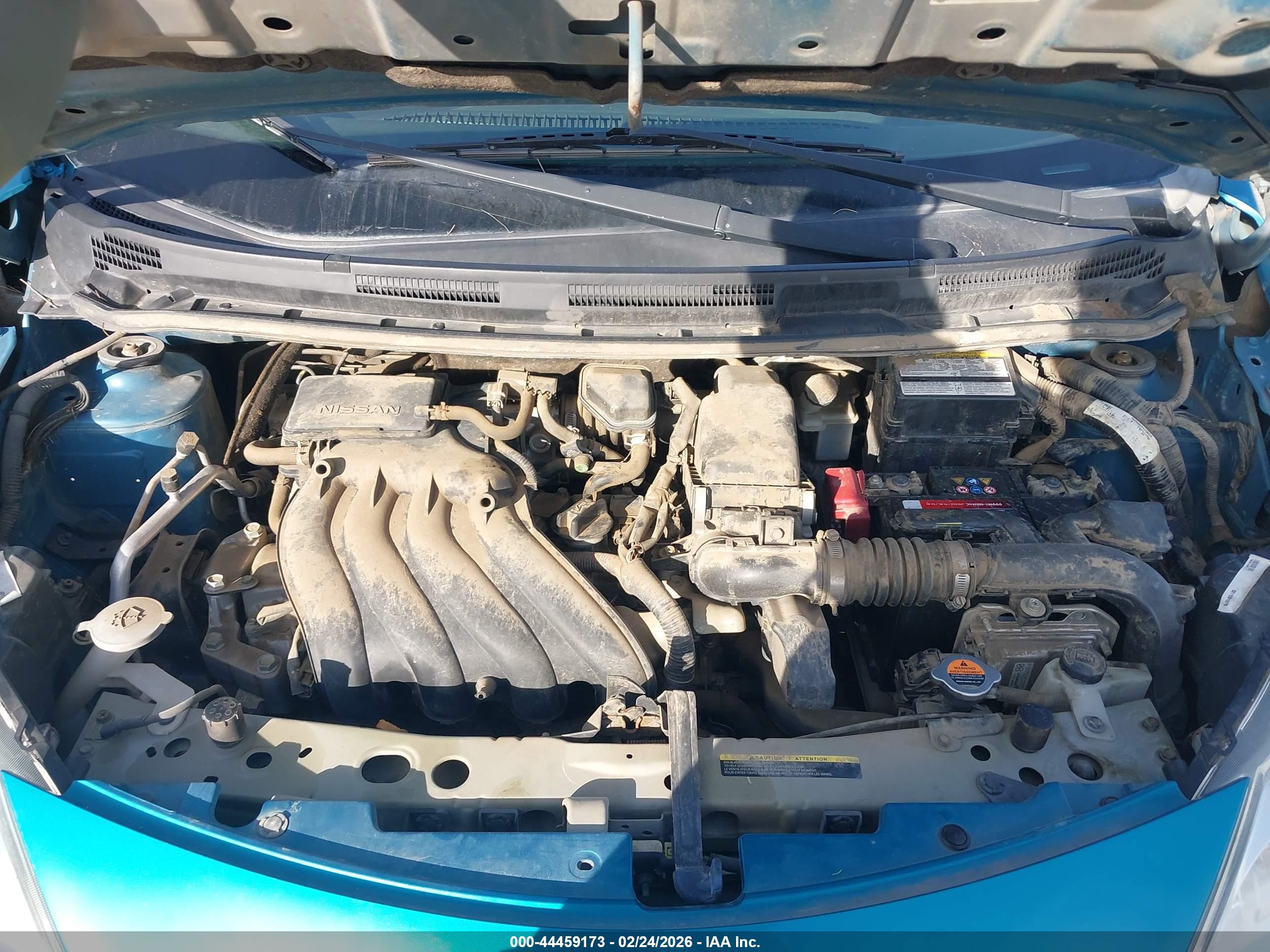 NISSAN VERSA image 10