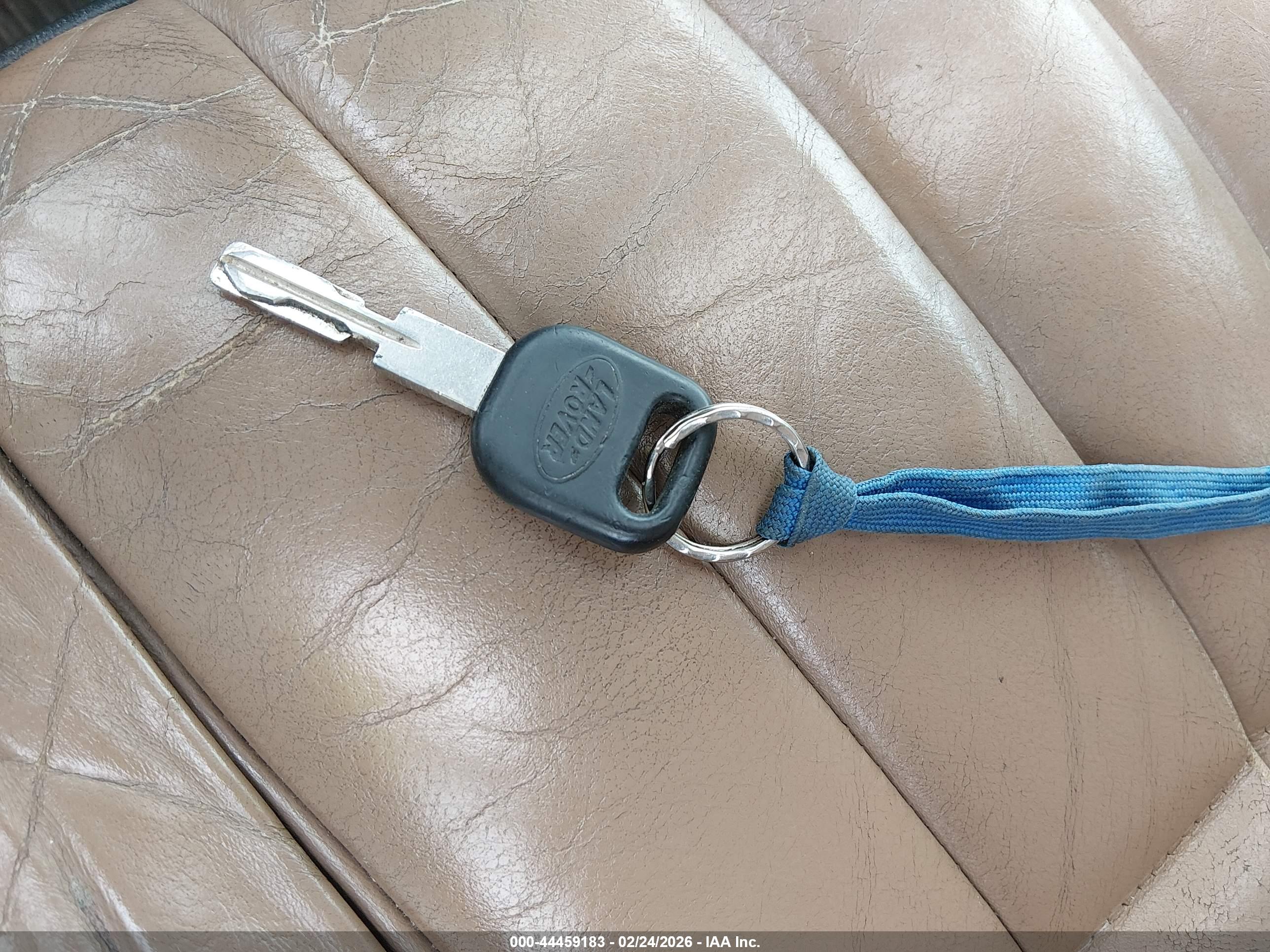 LAND ROVER image 11