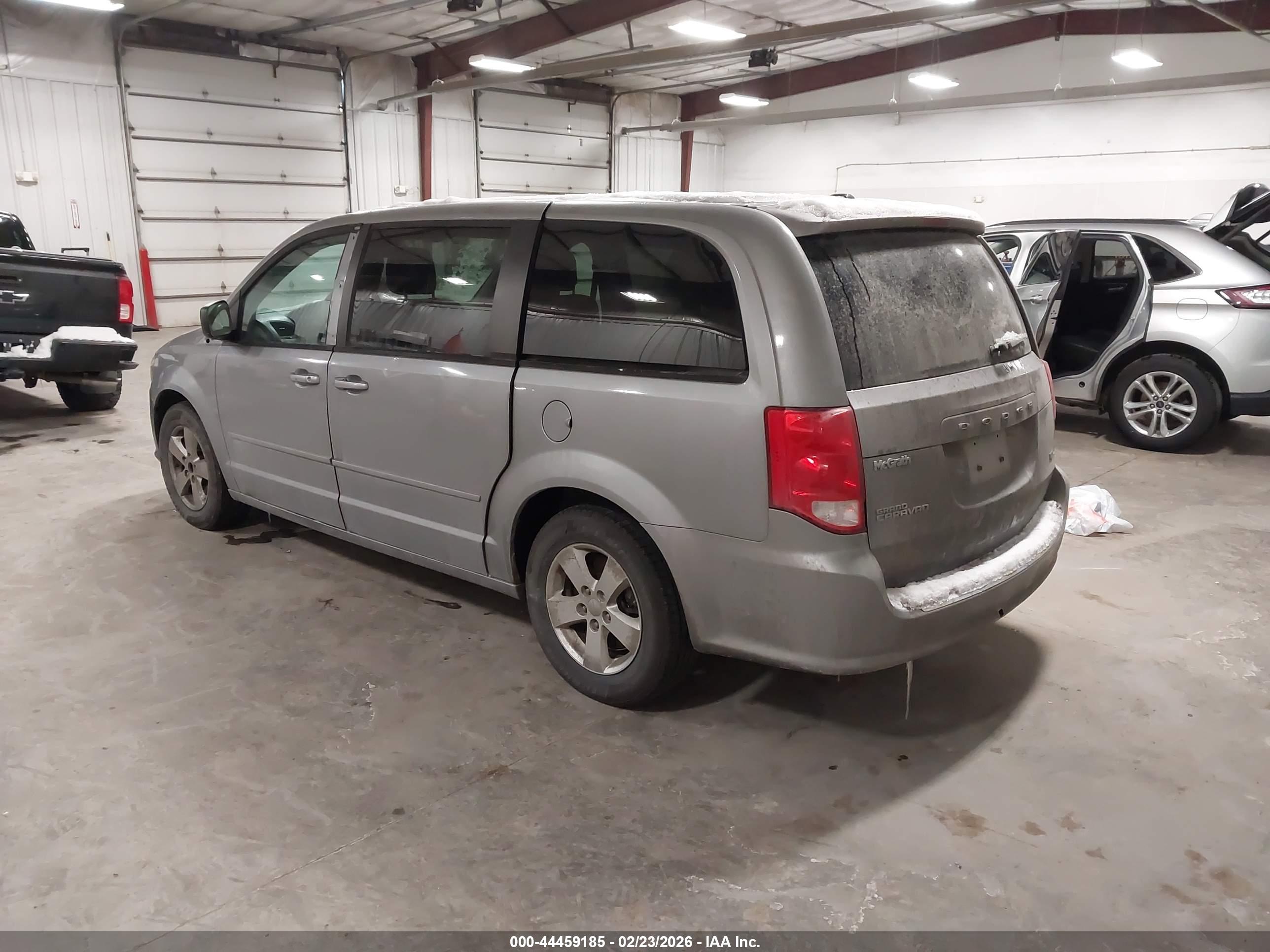DODGE GRAND image 3