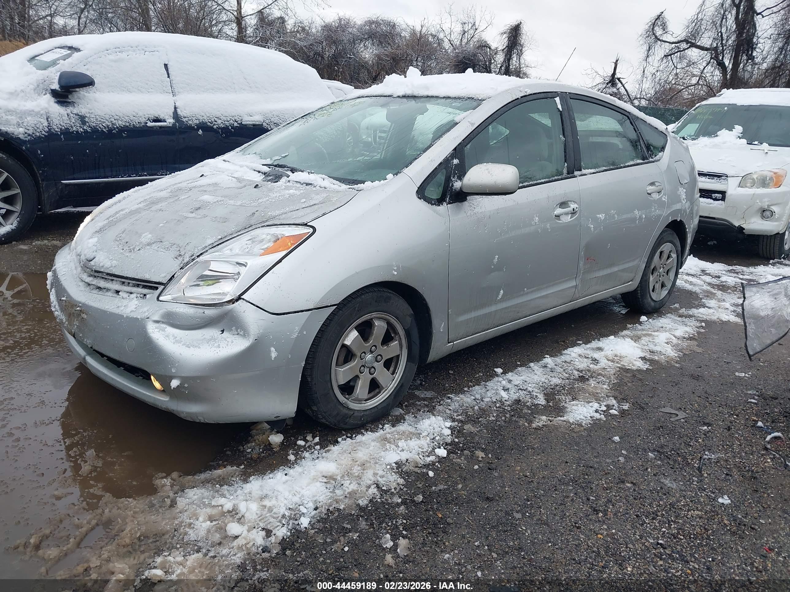 TOYOTA PRIUS image 2