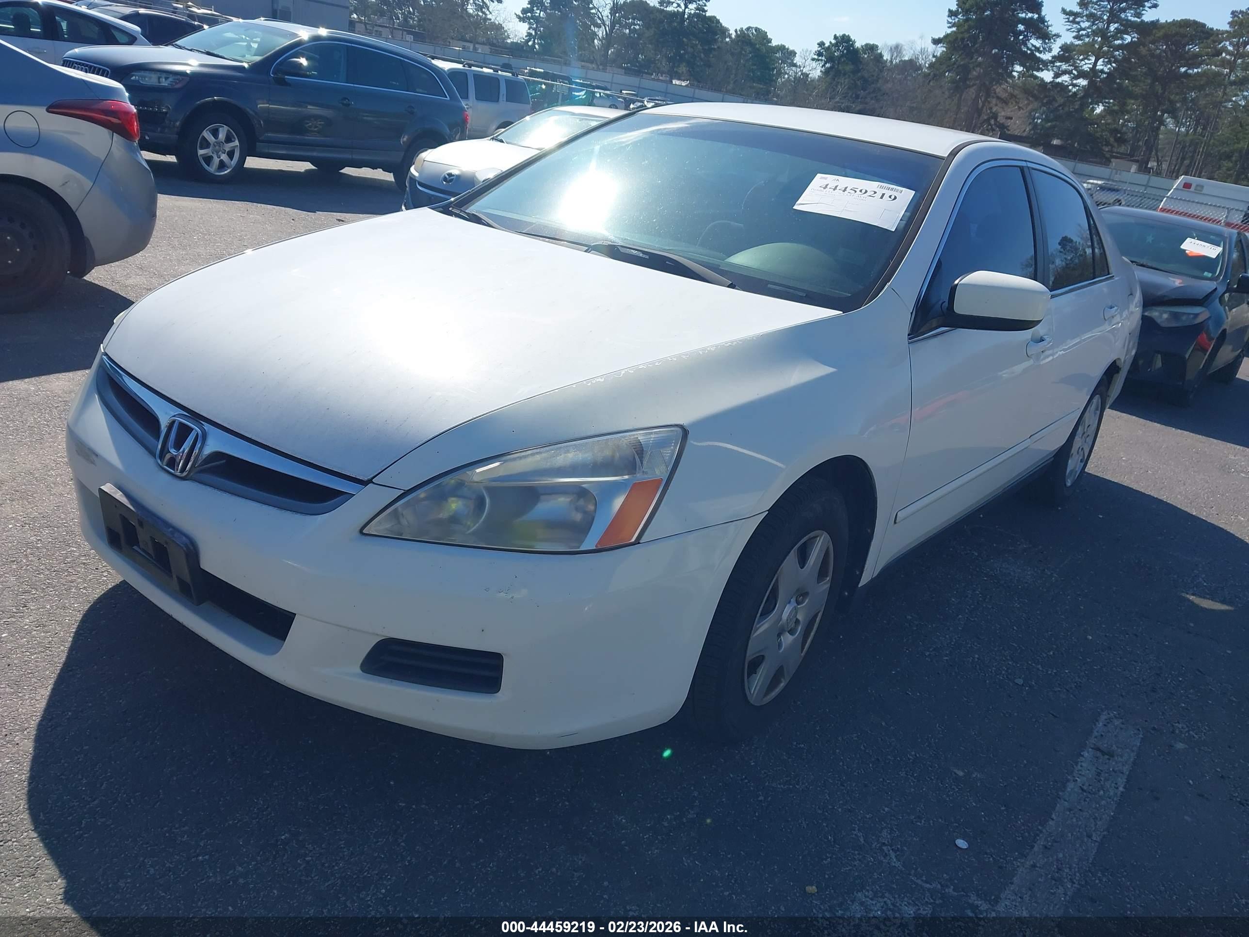 HONDA ACCORD image 2