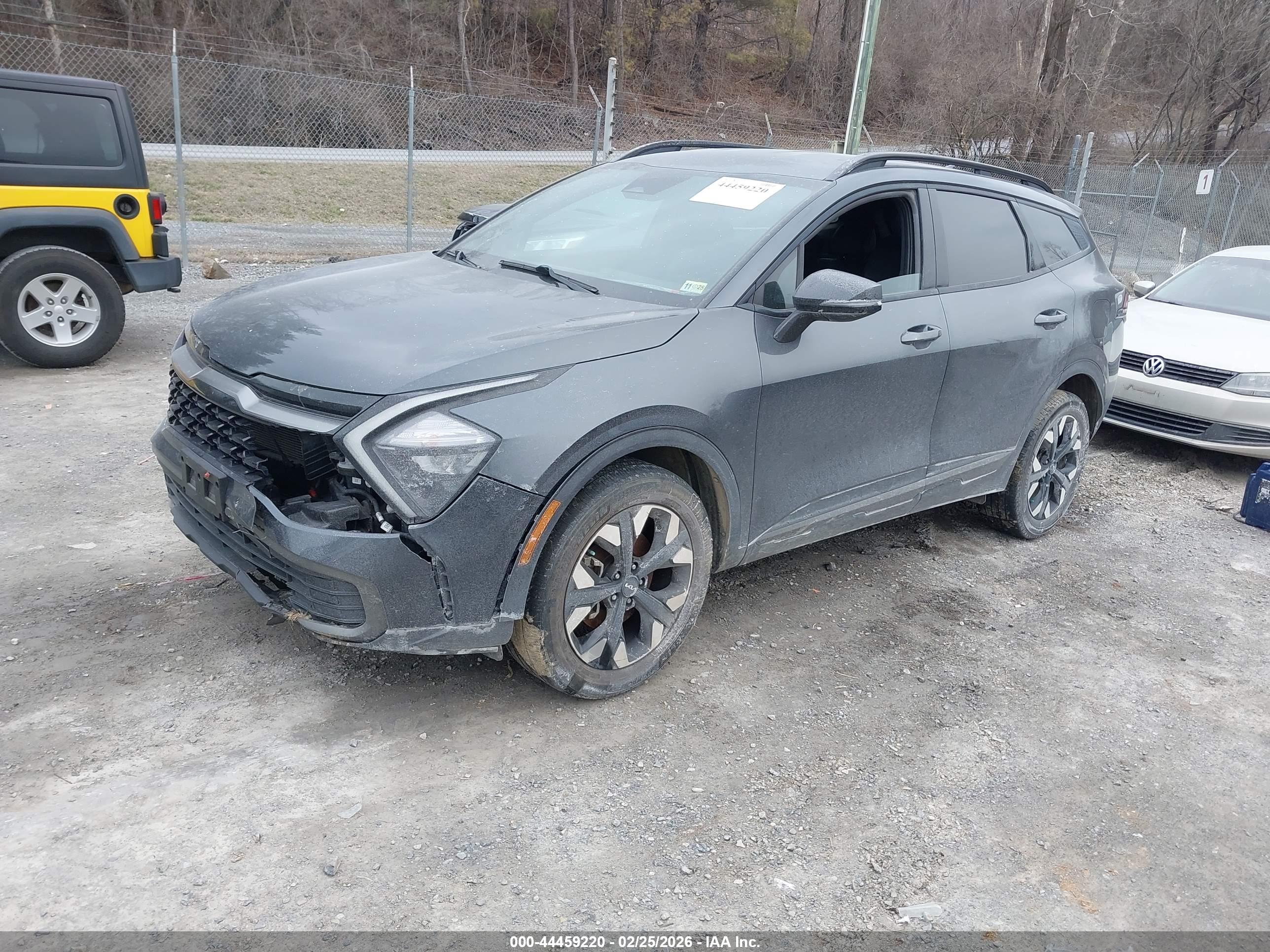 KIA SPORTAGE image 2