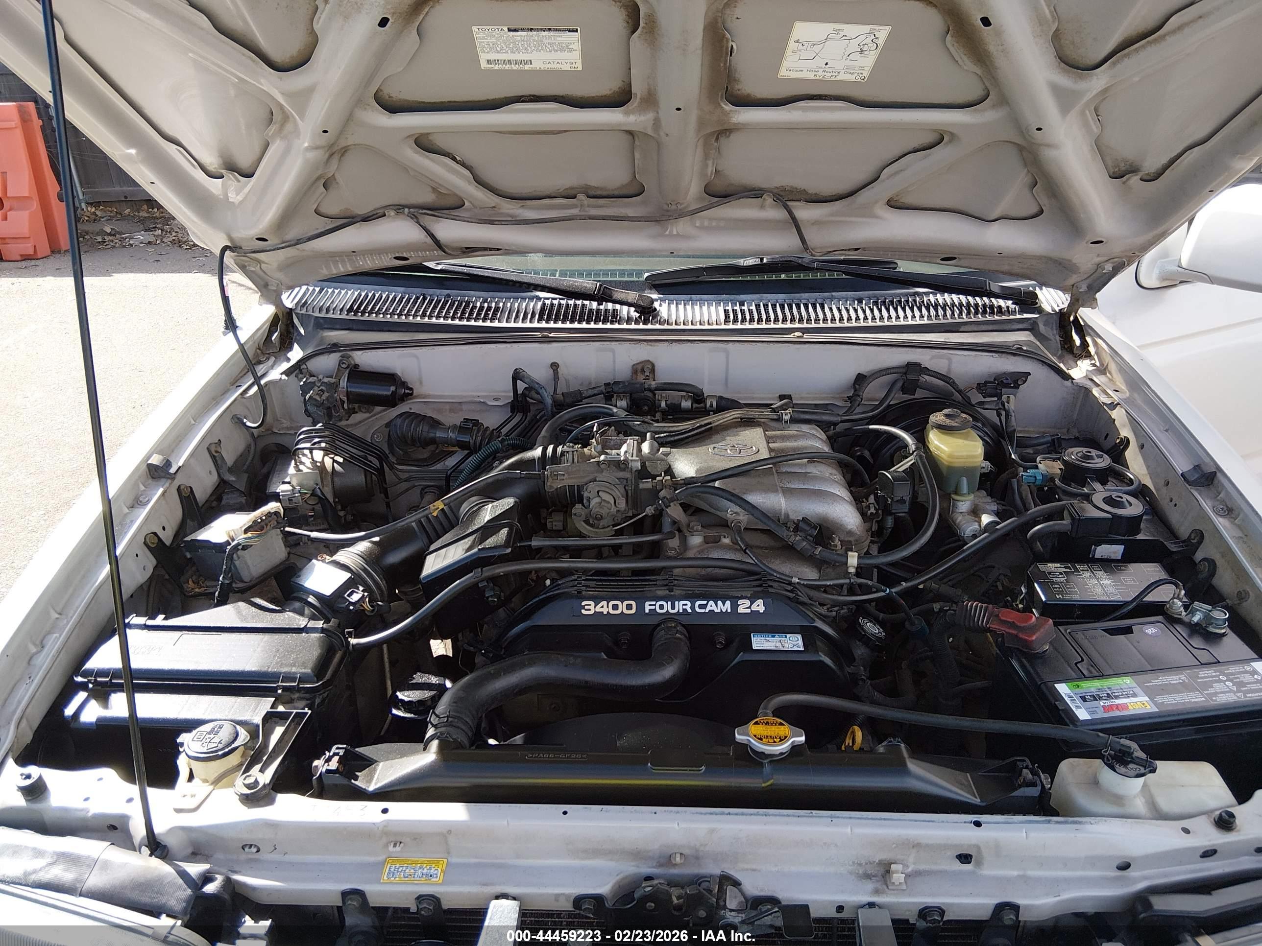 TOYOTA 4RUNNER image 10