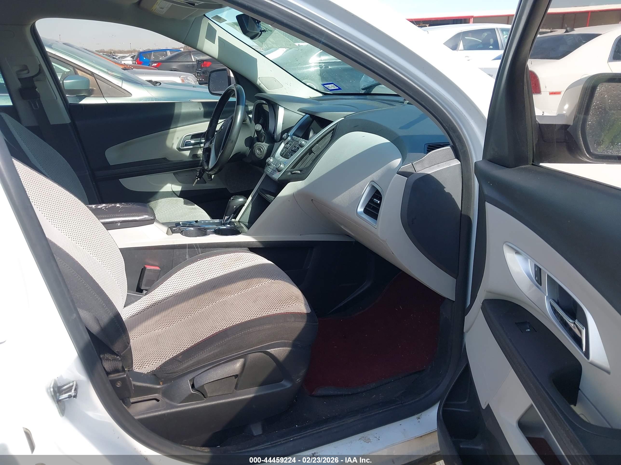 CHEVROLET EQUINOX image 5