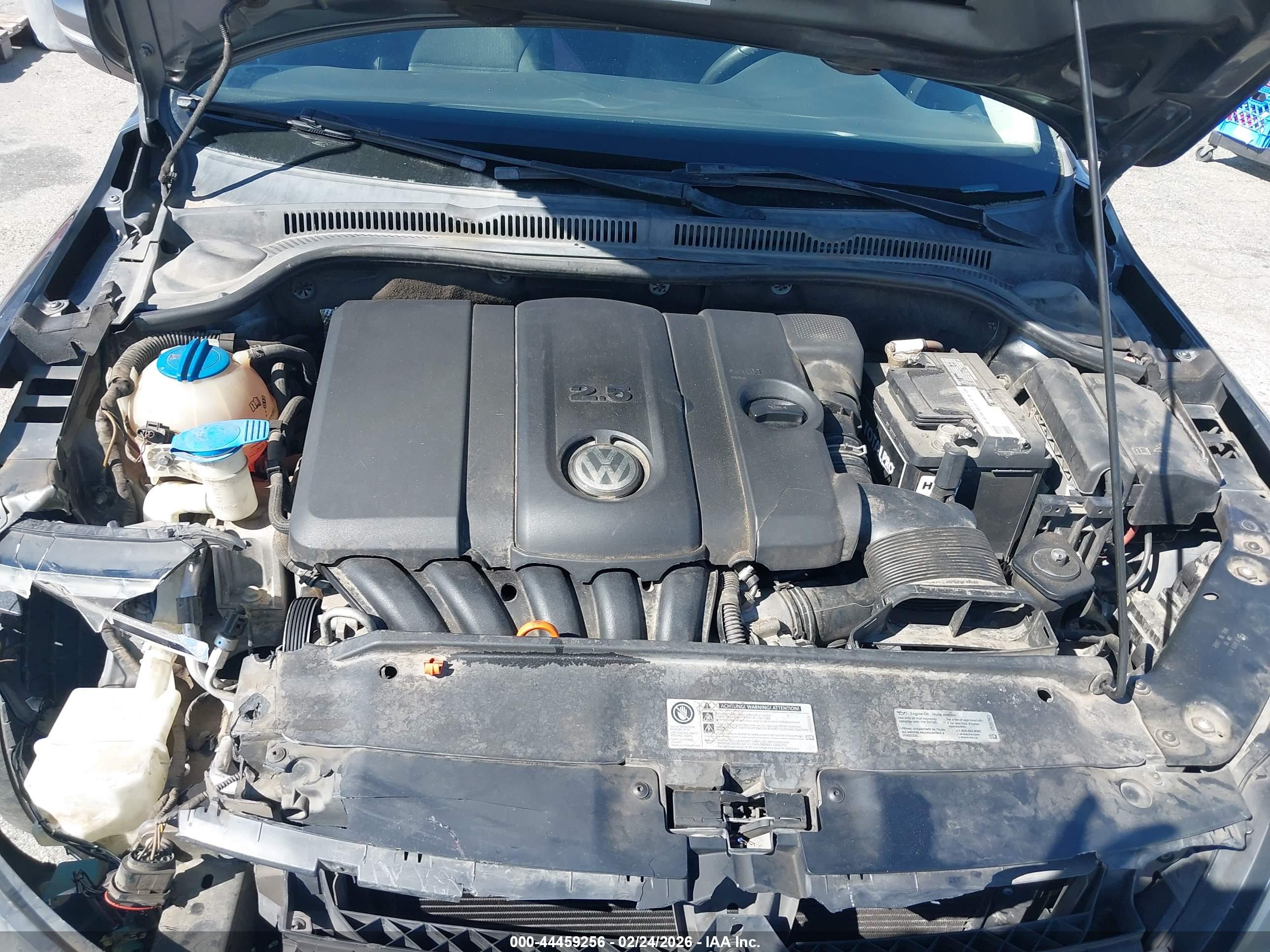VOLKSWAGEN JETTA image 10
