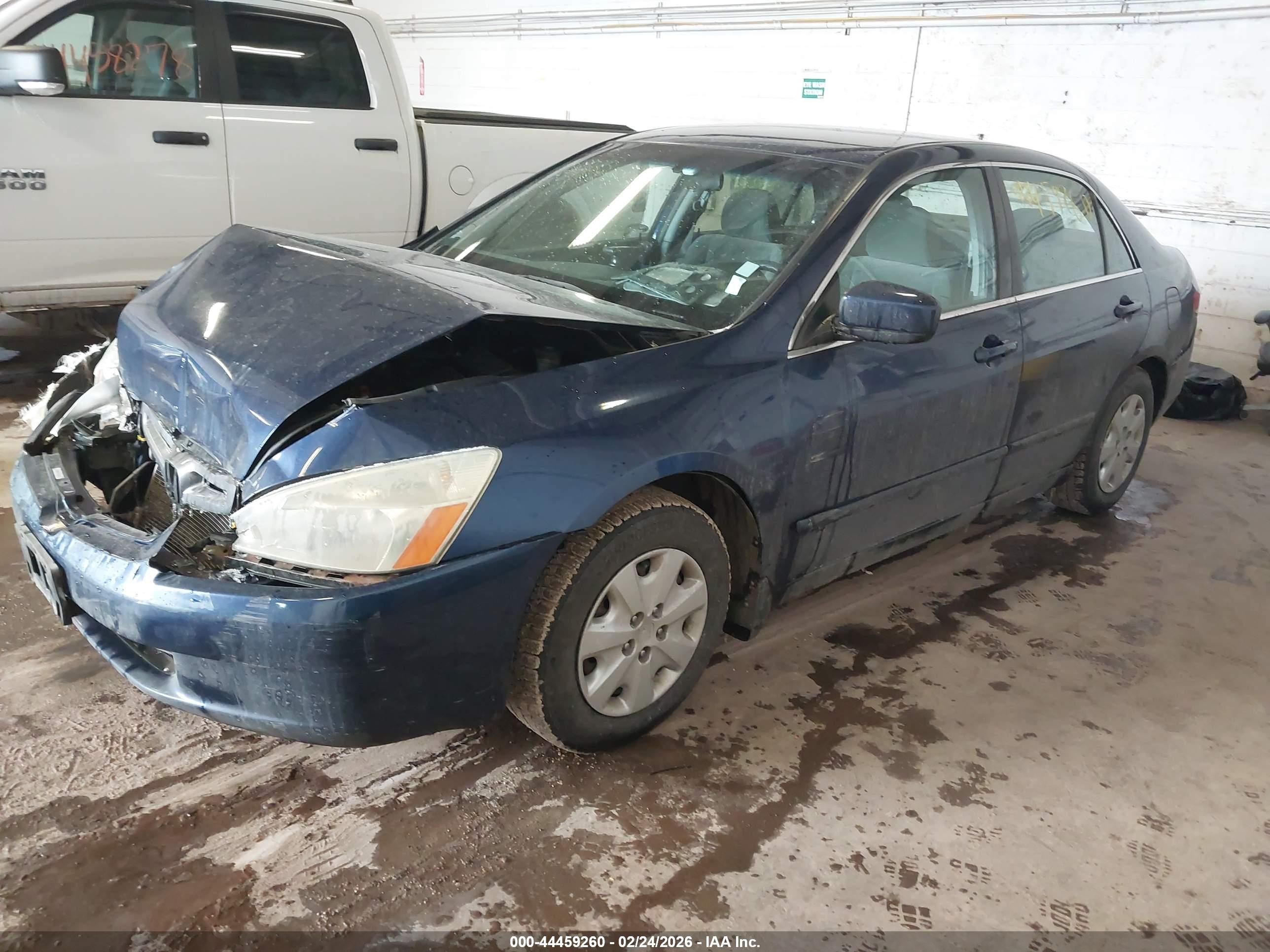 HONDA ACCORD image 2