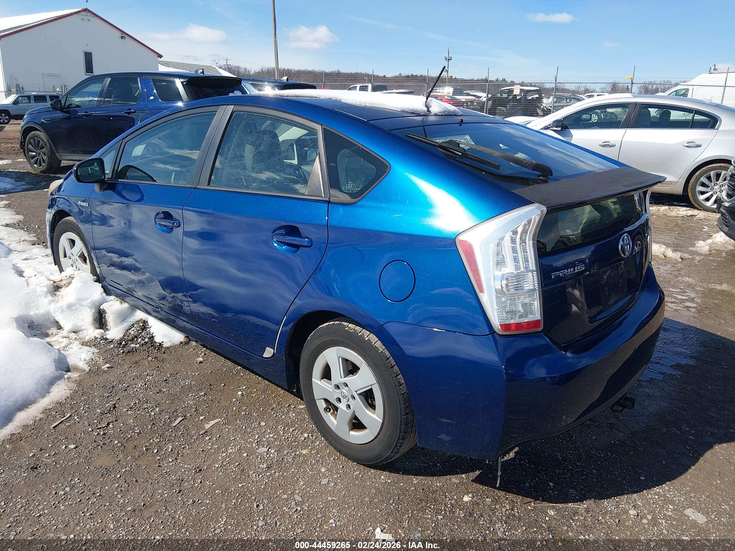 TOYOTA PRIUS image 3