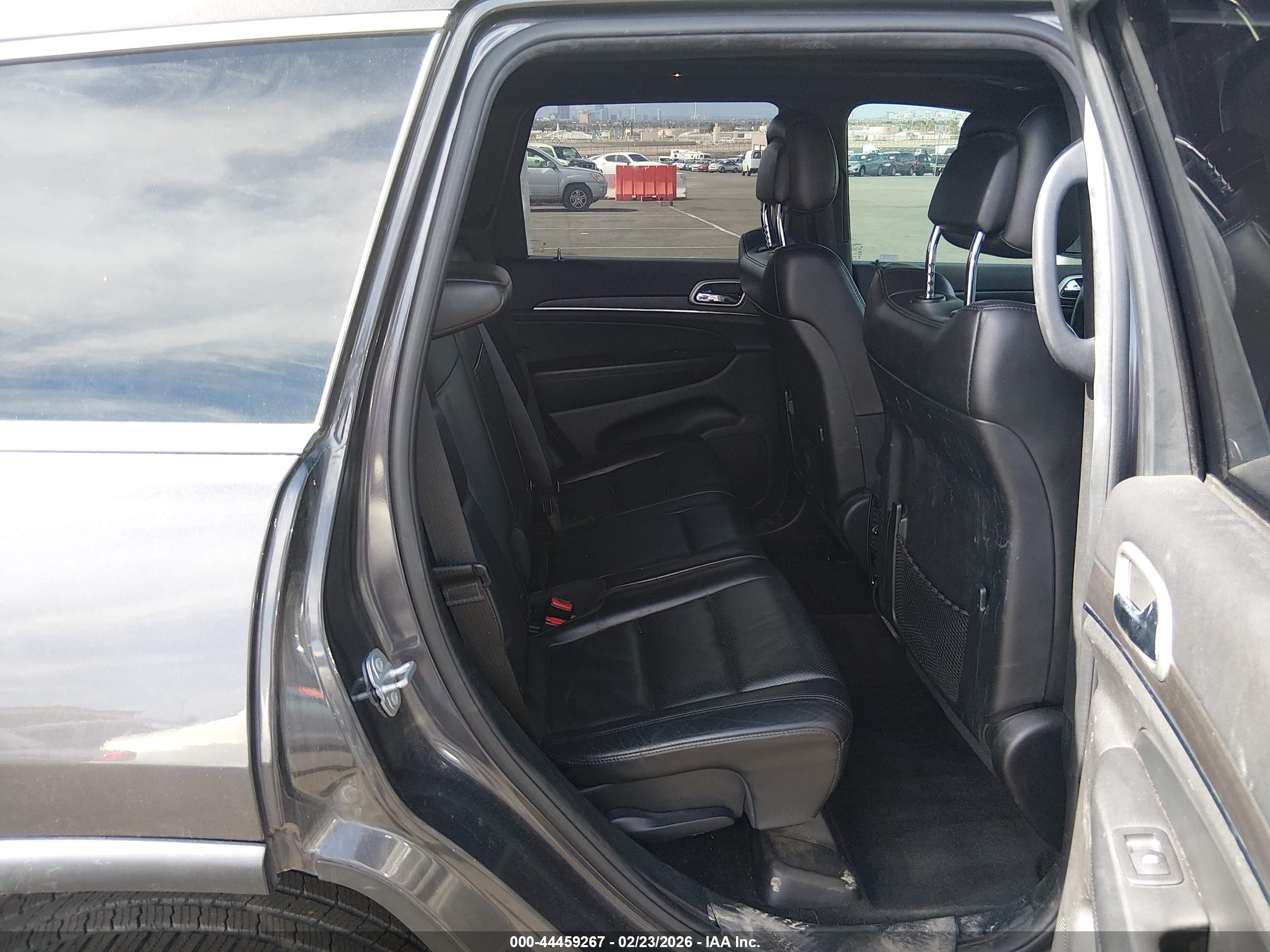 JEEP GRAND image 8