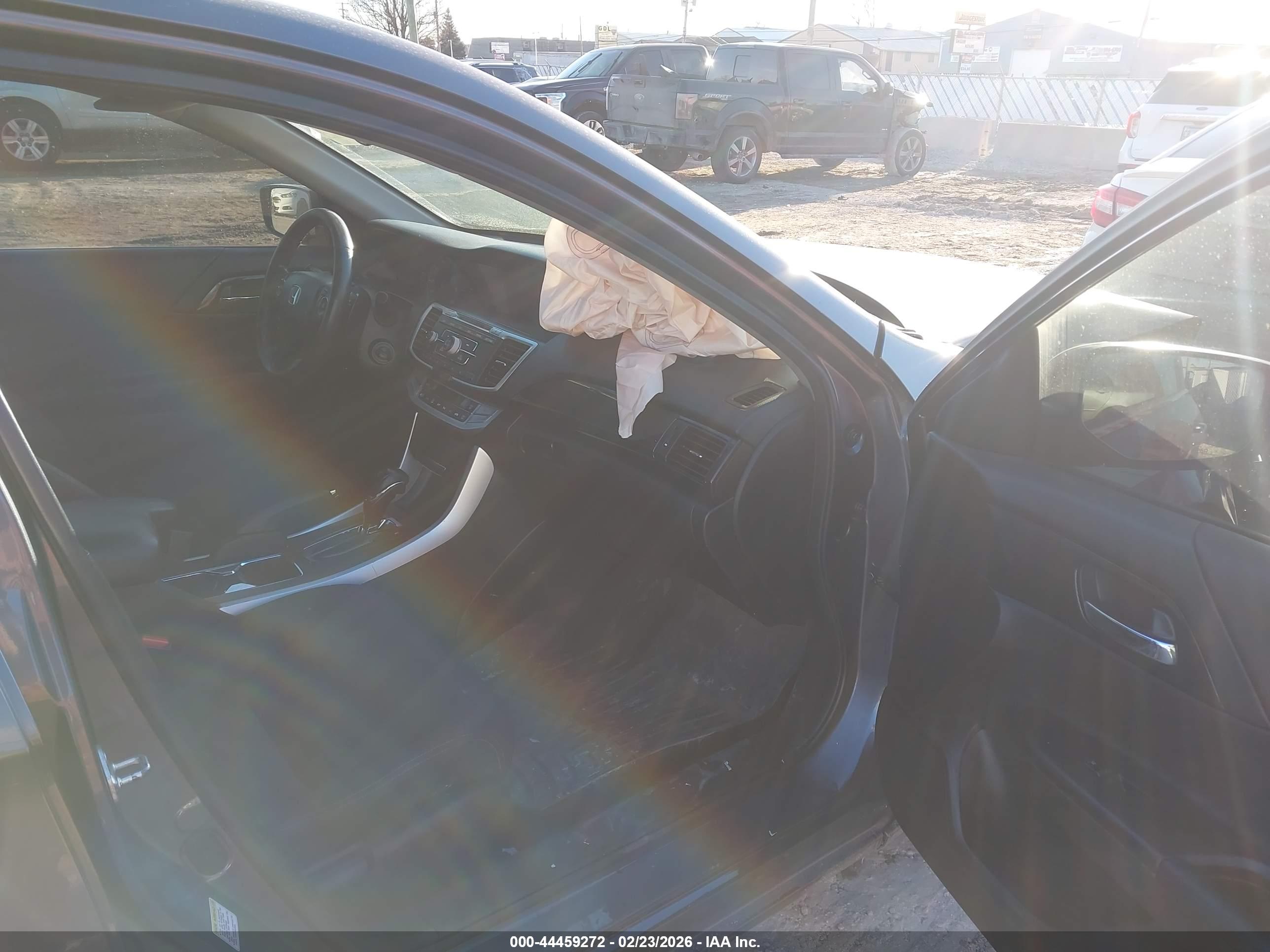HONDA ACCORD image 5