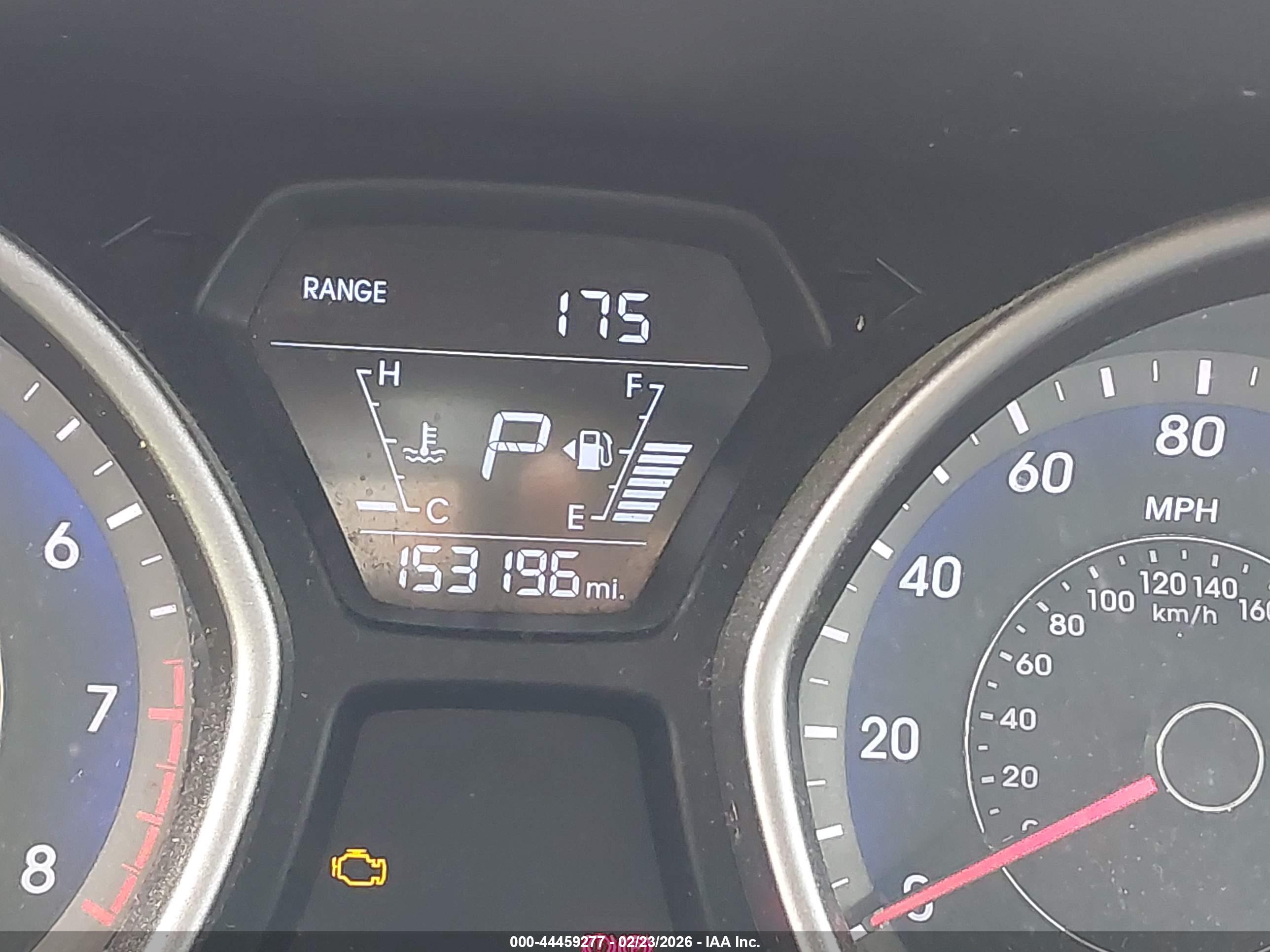 HYUNDAI ELANTRA image 7