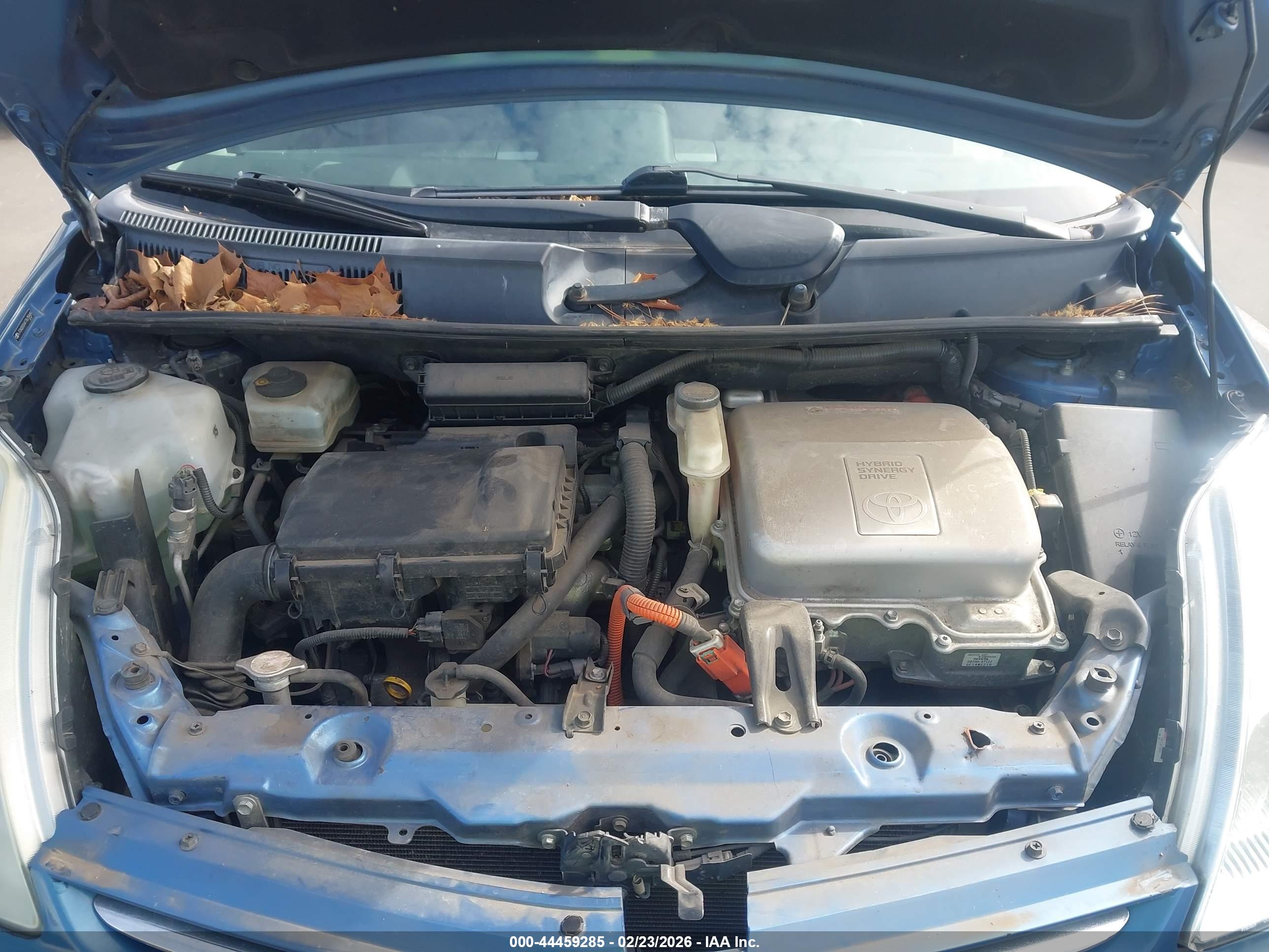 TOYOTA PRIUS image 10
