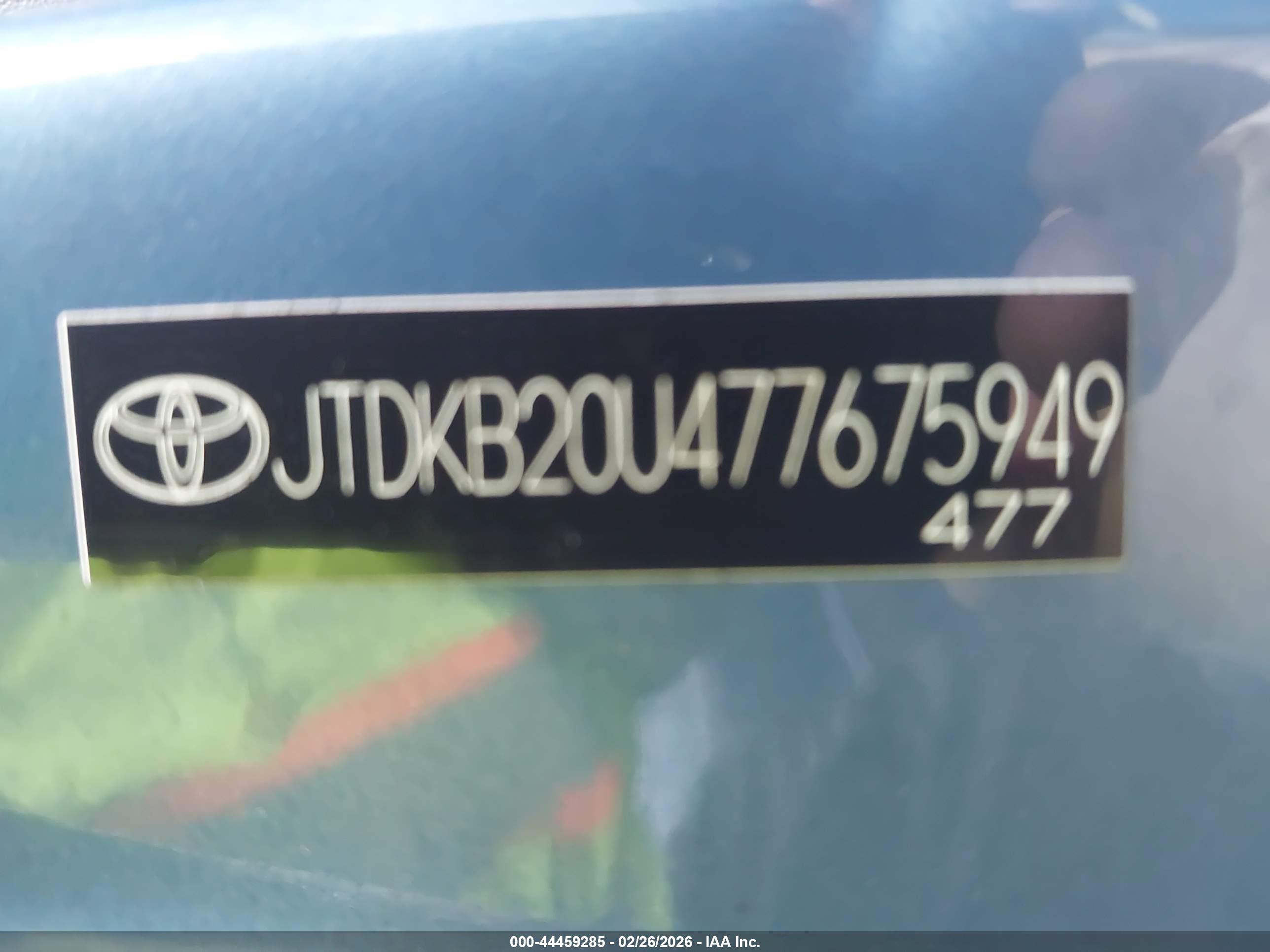 TOYOTA PRIUS image 9