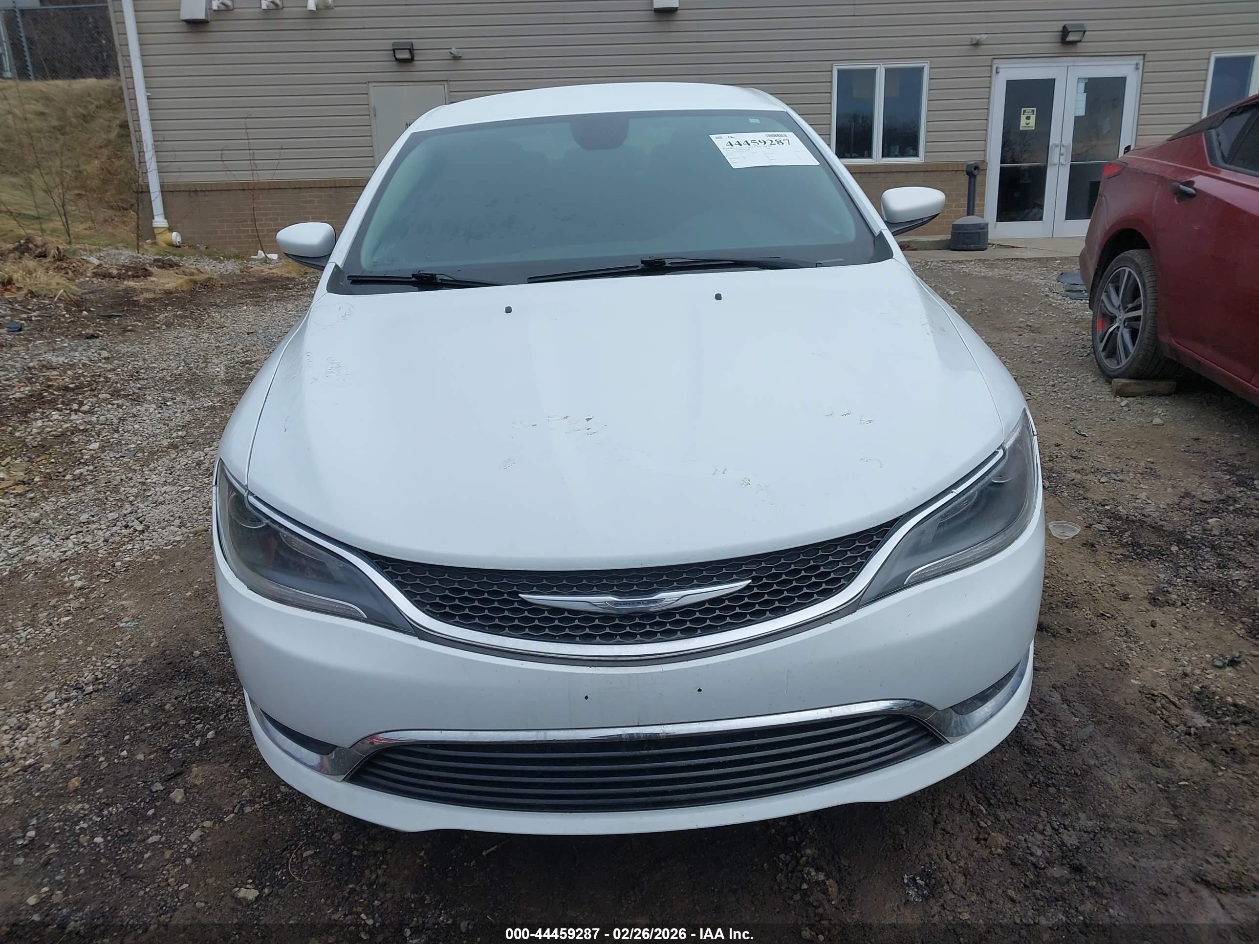 CHRYSLER 200 image 6